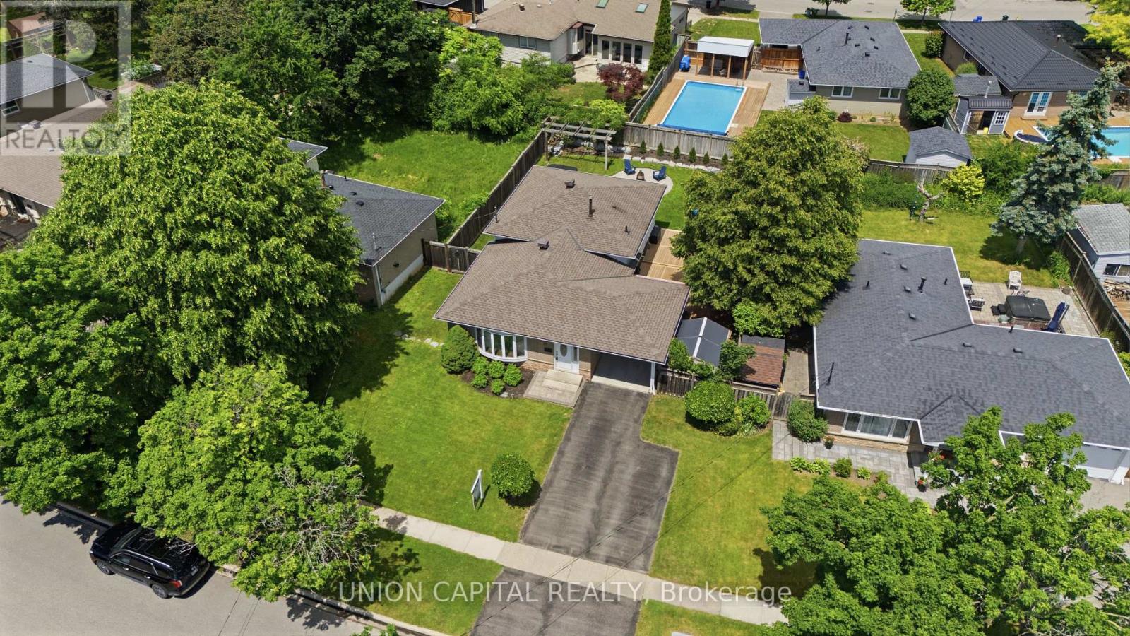 30 Irwin Crescent, Halton Hills, Ontario  L7G 1G1 - Photo 33 - W13459046