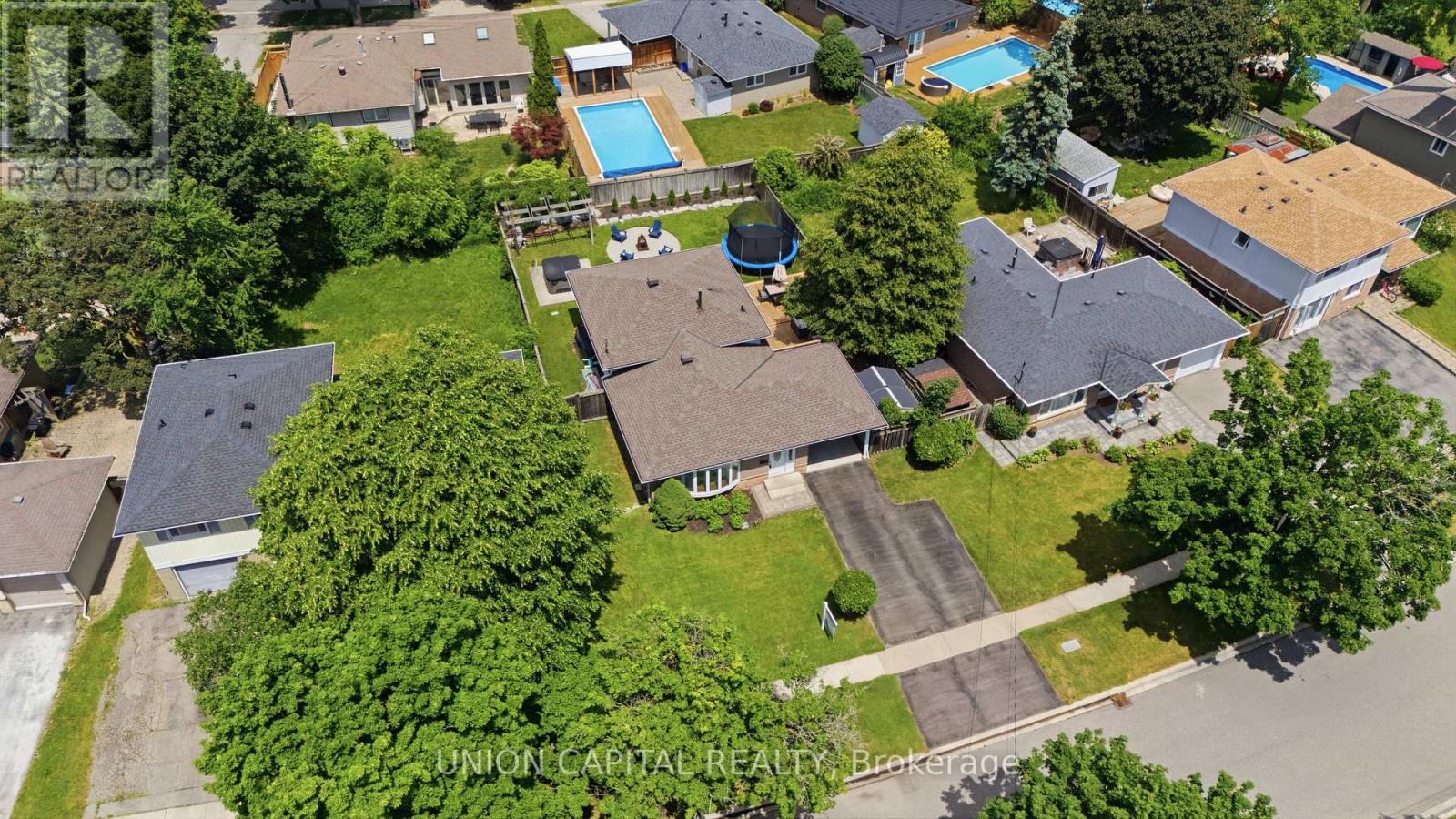 30 Irwin Crescent, Halton Hills, Ontario  L7G 1G1 - Photo 34 - W13459046