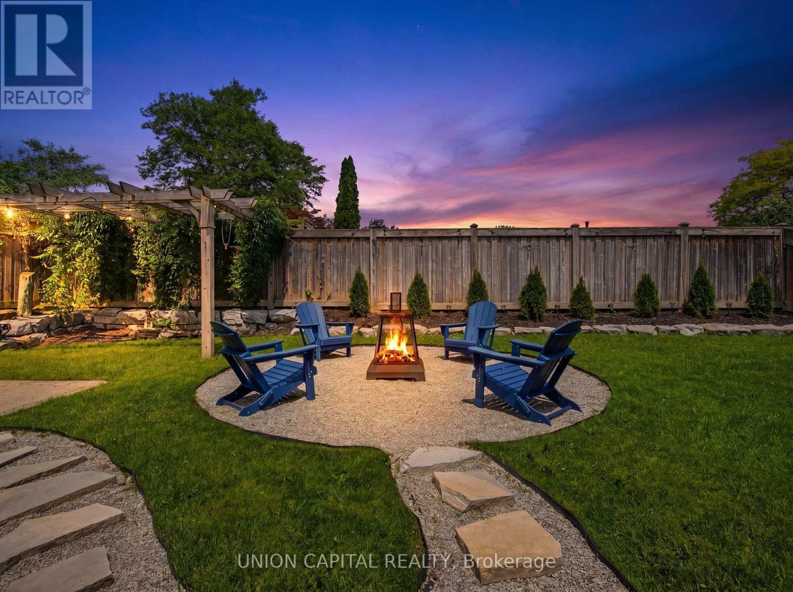 30 Irwin Crescent, Halton Hills, Ontario  L7G 1G1 - Photo 39 - W13459046