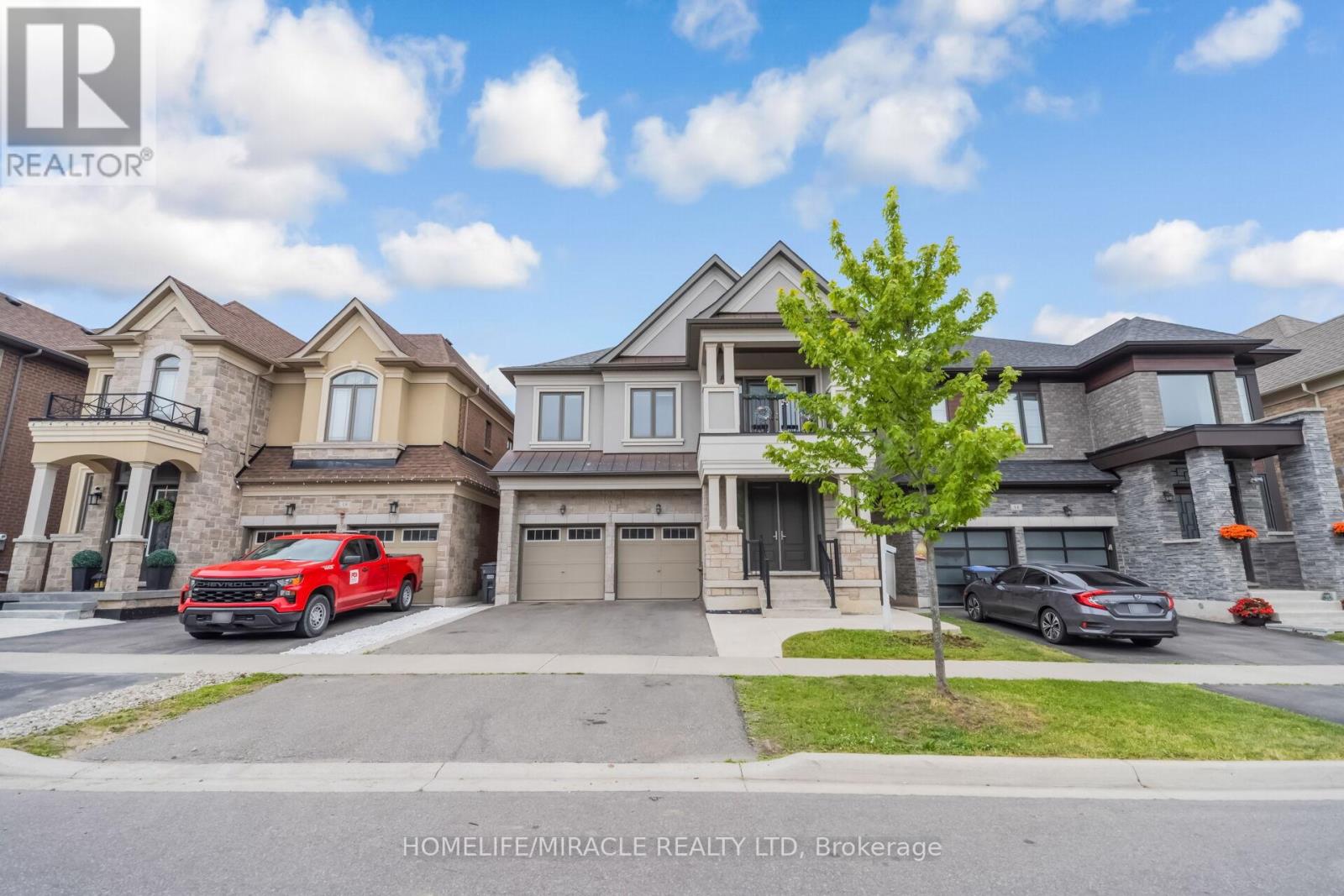 16 LYLE WAY, Brampton, Ontario