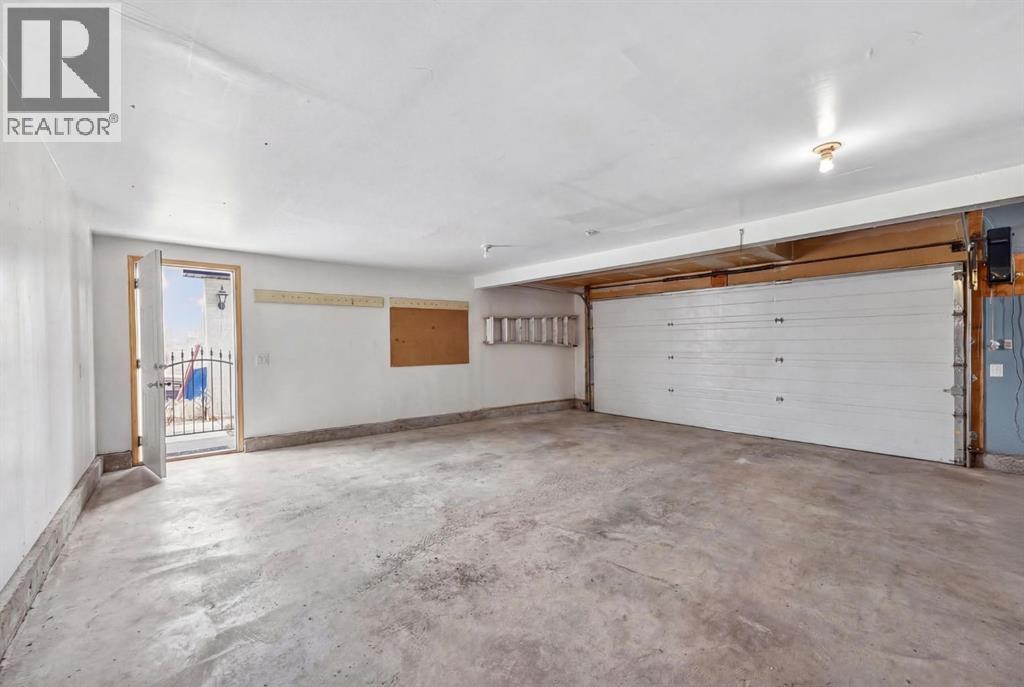 154 Sienna Ridge Landing Sw, Calgary, Alberta  T3H 3T1 - Photo 45 - A2311972