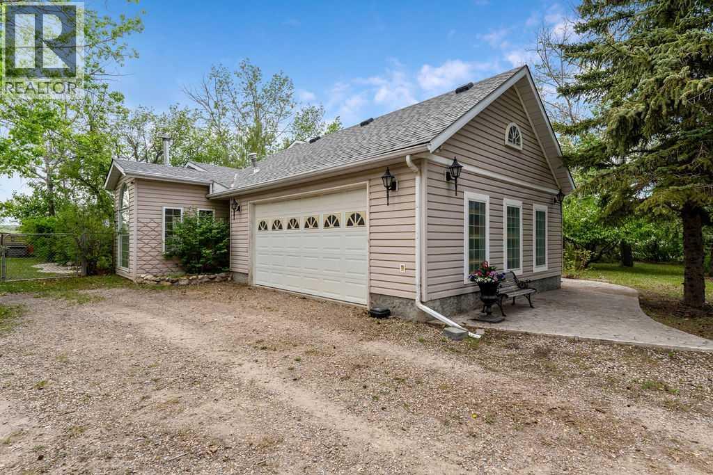 27 Dewitts Pond, Rural Rocky View County, Alberta  T4B 4S8 - Photo 40 - A2315342