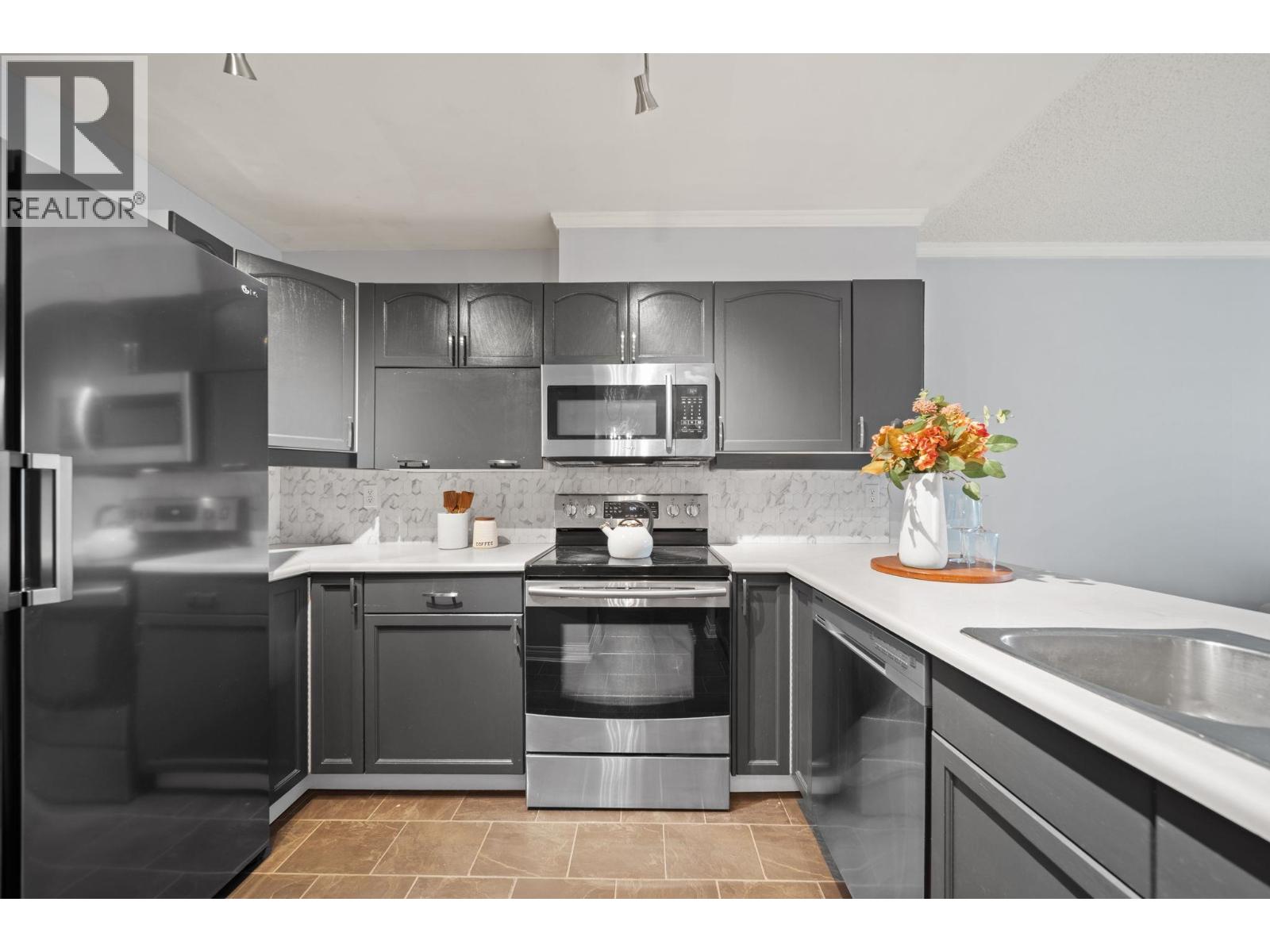 305 1250 Quayside Drive, New Westminster, British Columbia  V3M 6E2 - Photo 13 - R3137271