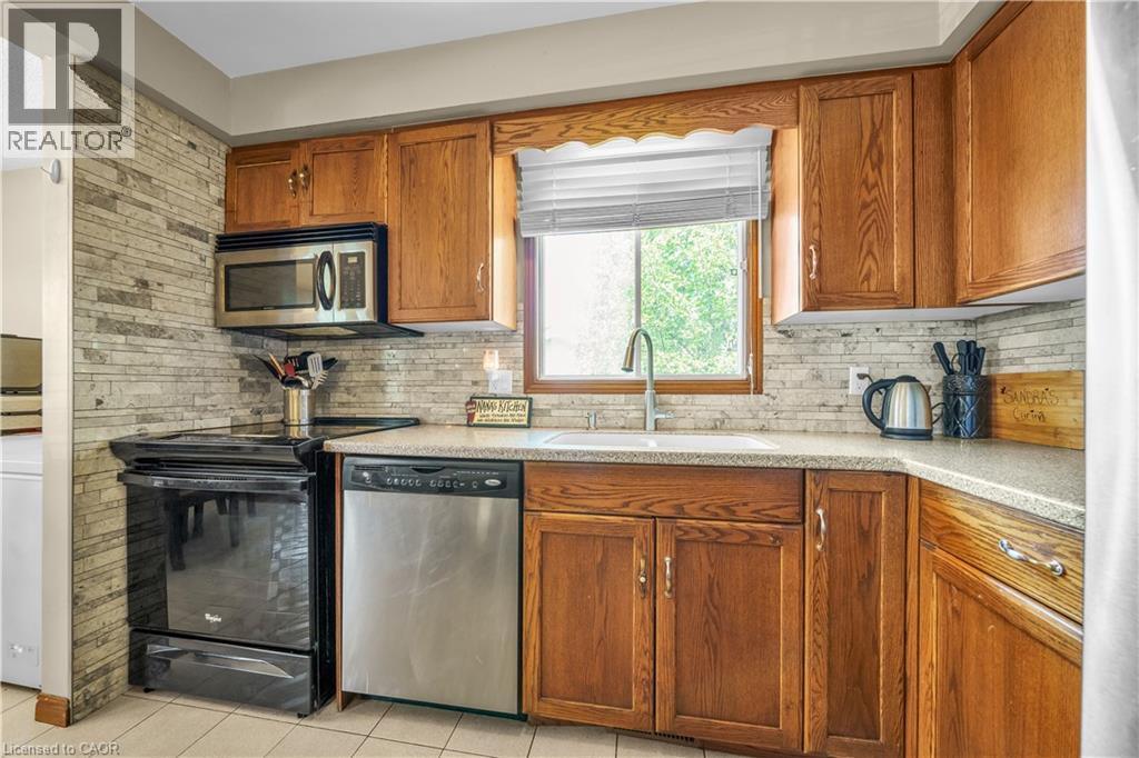 3929 Vineyard Crescent, Vineland, Ontario  L0R 2C0 - Photo 13 - 40840892
