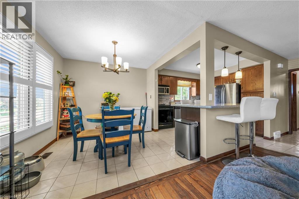3929 Vineyard Crescent, Vineland, Ontario  L0R 2C0 - Photo 8 - 40840892