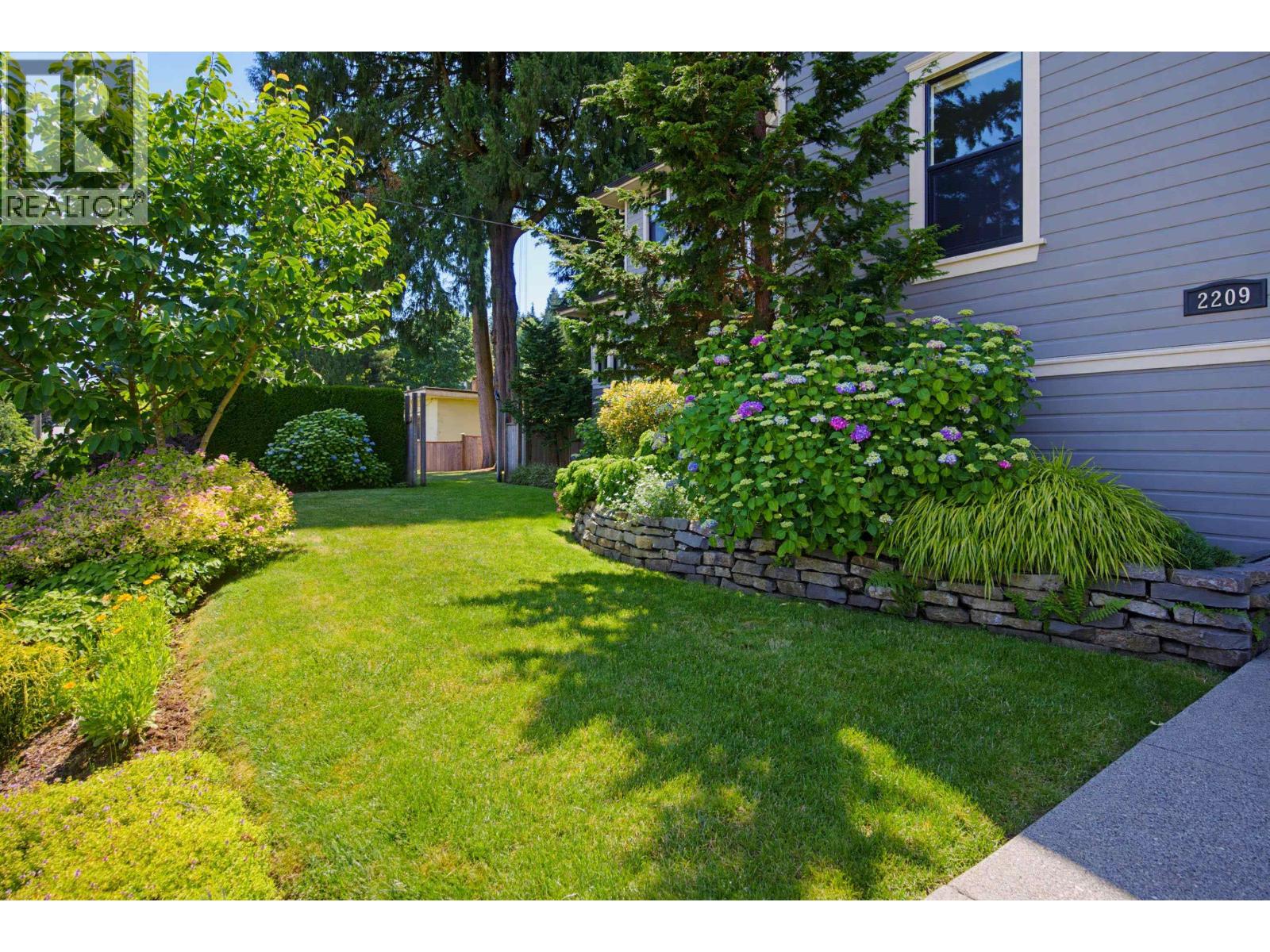 2209 St. George Street, Port Moody, British Columbia  V3H 2G1 - Photo 21 - R3137268