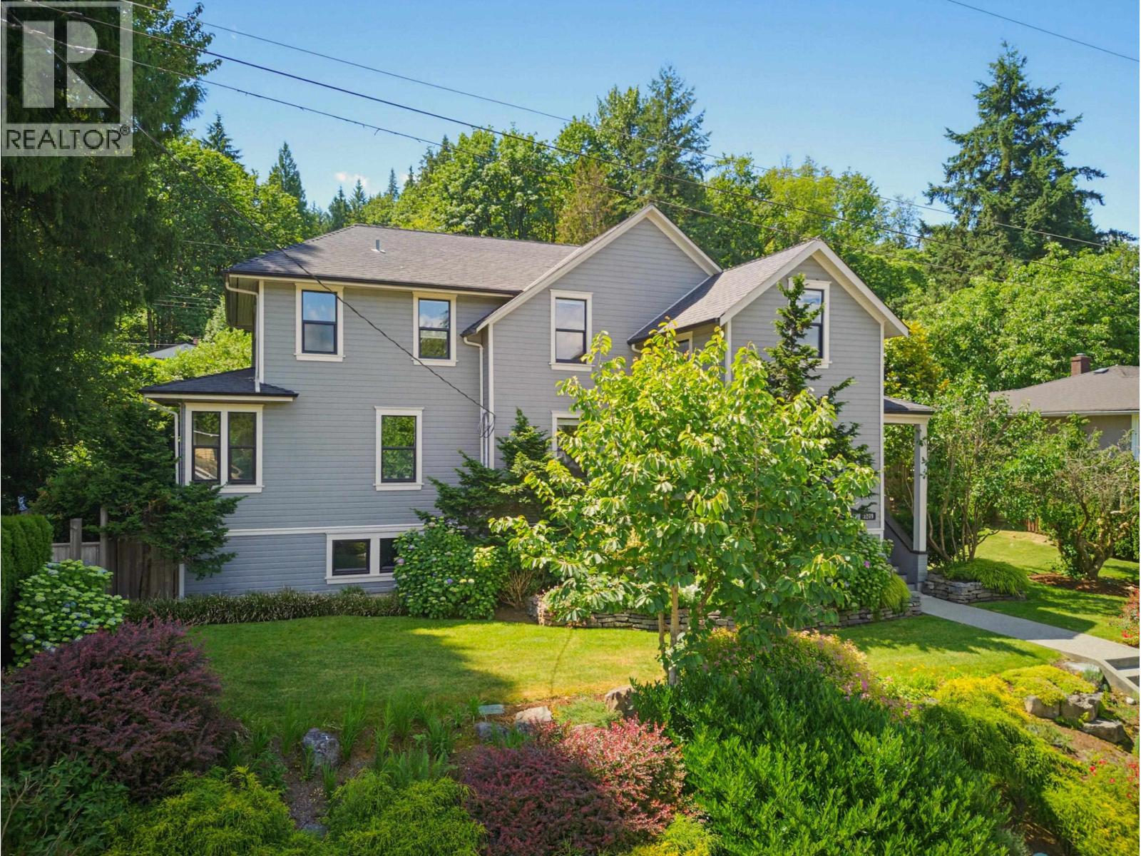 2209 St. George Street, Port Moody, British Columbia  V3H 2G1 - Photo 30 - R3137268