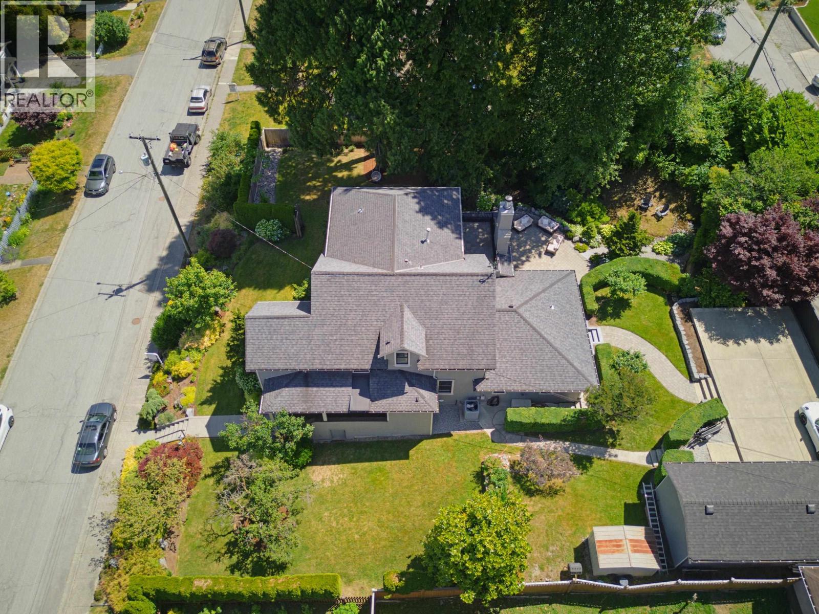 2209 St. George Street, Port Moody, British Columbia  V3H 2G1 - Photo 34 - R3137268