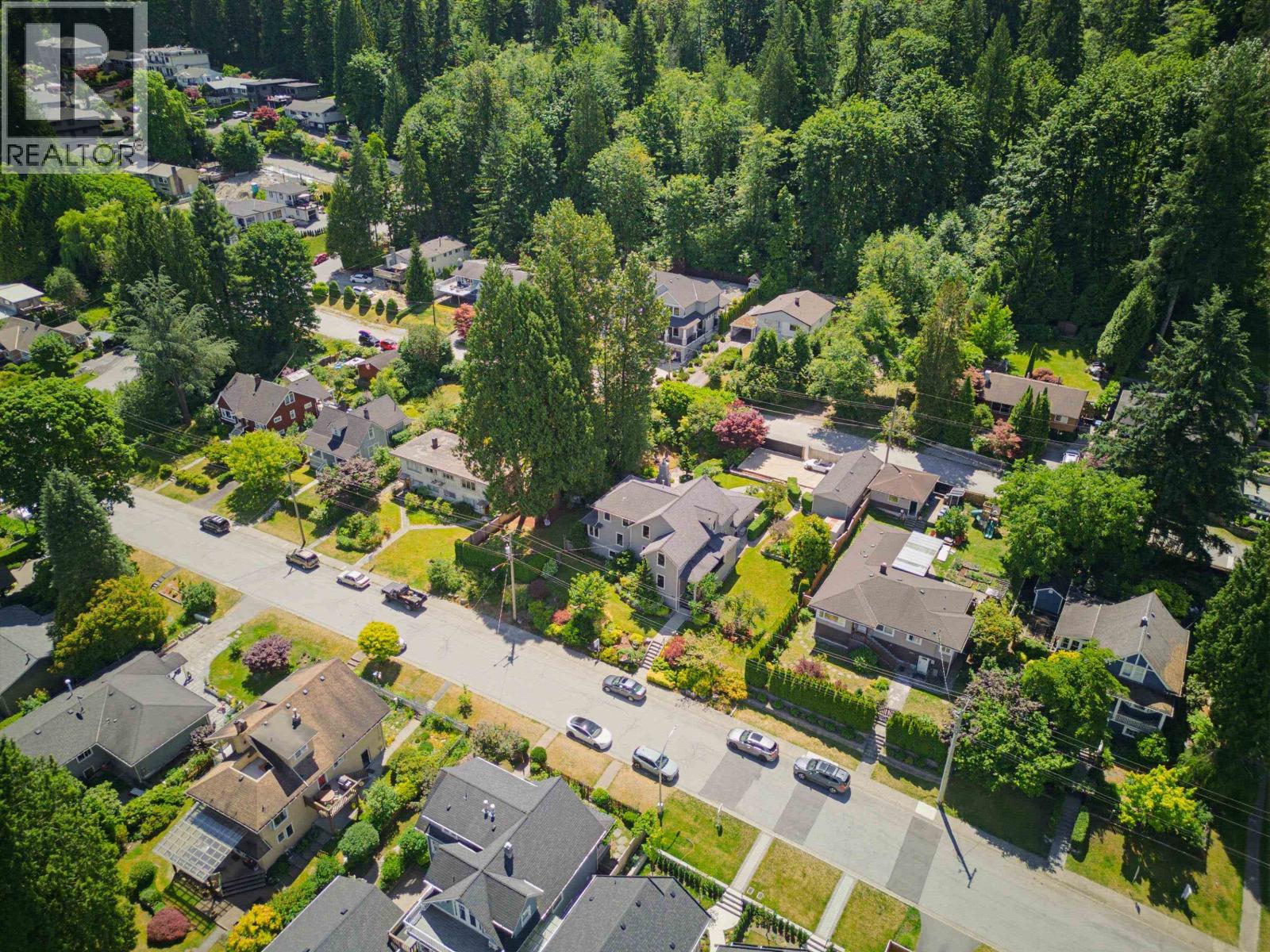 2209 St. George Street, Port Moody, British Columbia  V3H 2G1 - Photo 38 - R3137268