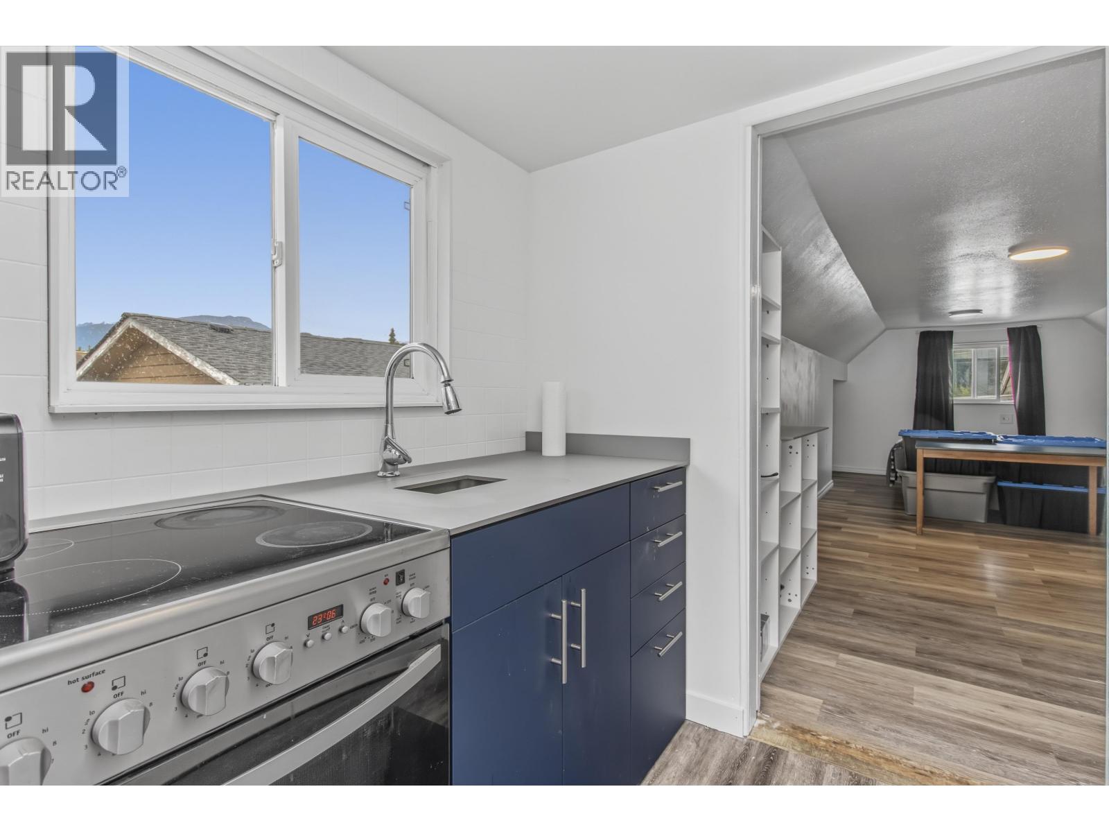 37937 Fourth Avenue, Squamish, British Columbia  V8B 0P7 - Photo 14 - R3137272