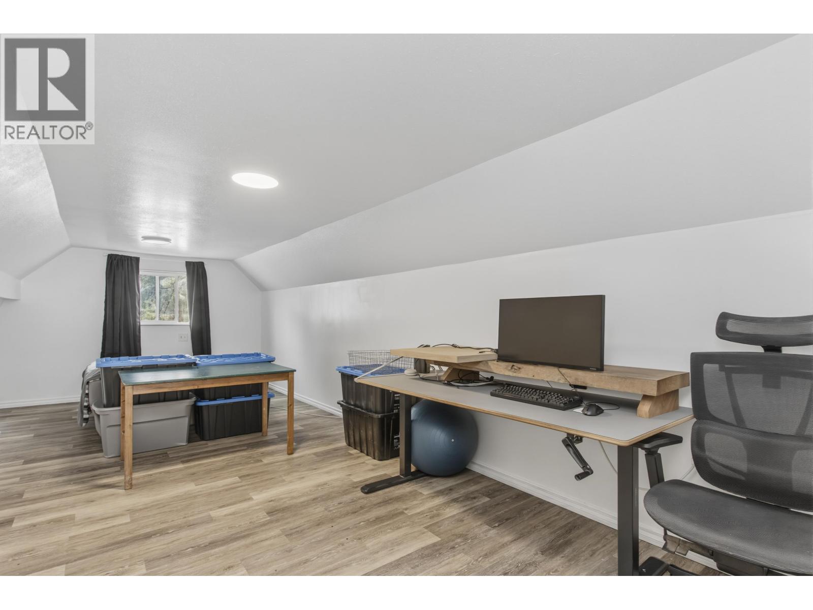 37937 Fourth Avenue, Squamish, British Columbia  V8B 0P7 - Photo 17 - R3137272