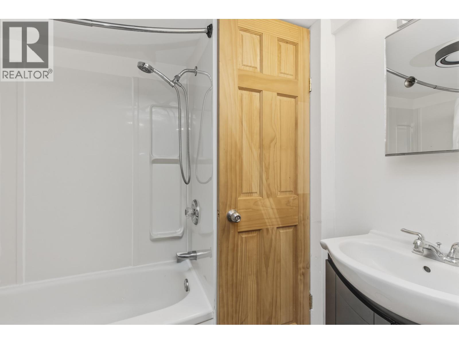 37937 Fourth Avenue, Squamish, British Columbia  V8B 0P7 - Photo 24 - R3137272