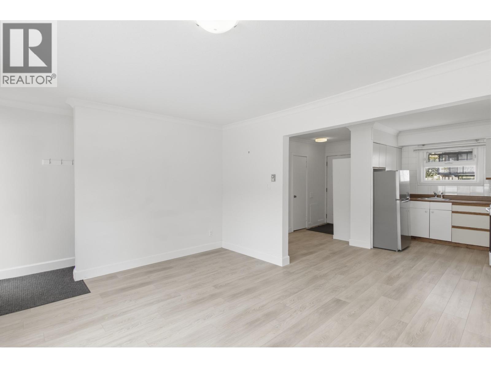 37937 Fourth Avenue, Squamish, British Columbia  V8B 0P7 - Photo 3 - R3137272