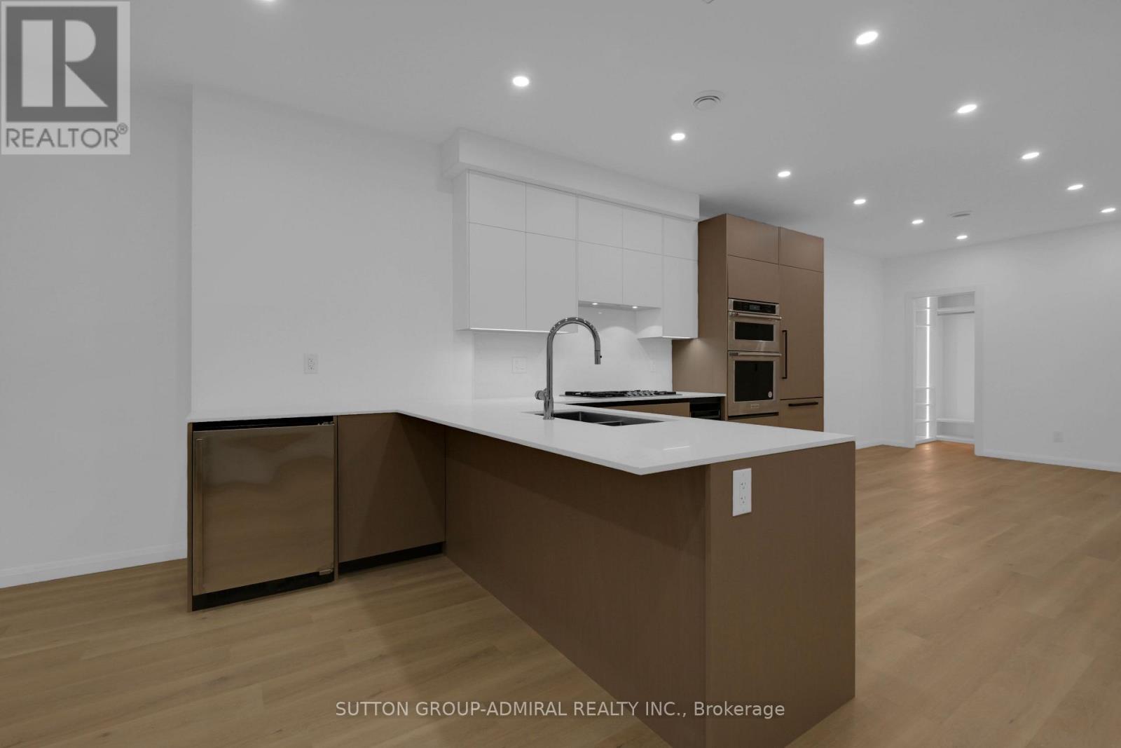 102 (Lower Unit) - 647 College Street, Toronto, Ontario  M6G 1B7 - Photo 10 - C13459184