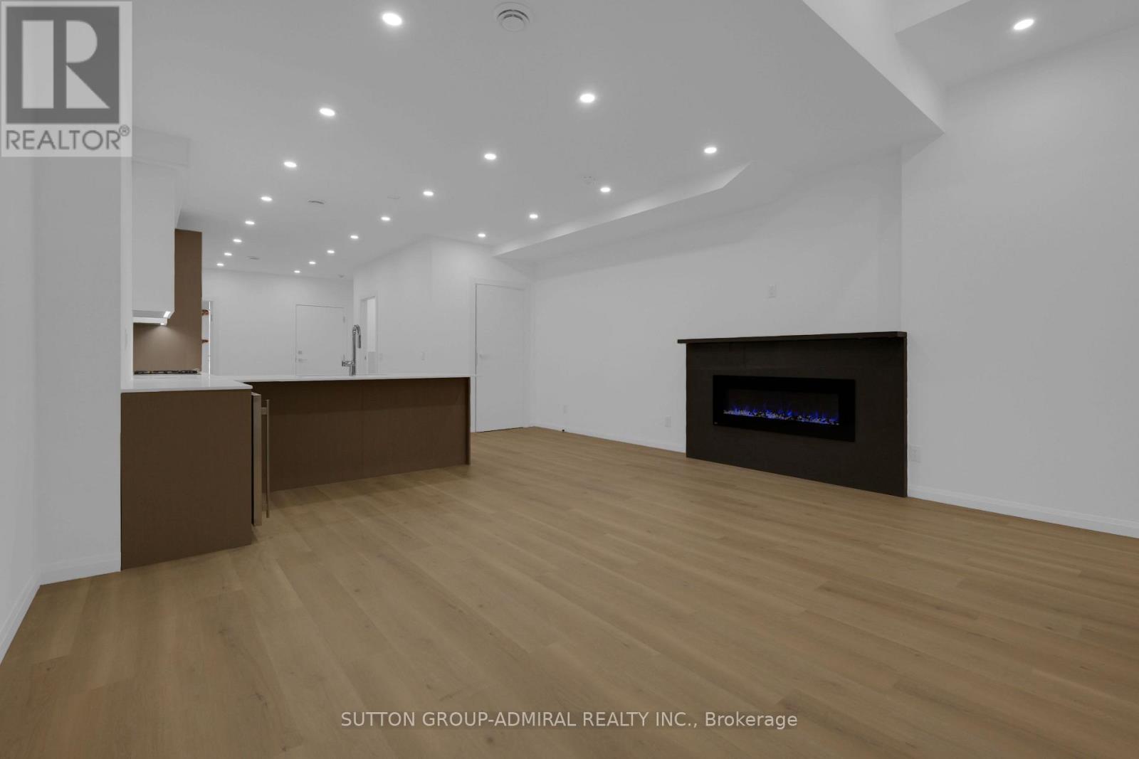 102 (Lower Unit) - 647 College Street, Toronto, Ontario  M6G 1B7 - Photo 18 - C13459184