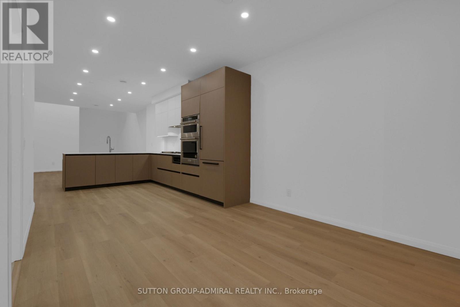 102 (Lower Unit) - 647 College Street, Toronto, Ontario  M6G 1B7 - Photo 4 - C13459184