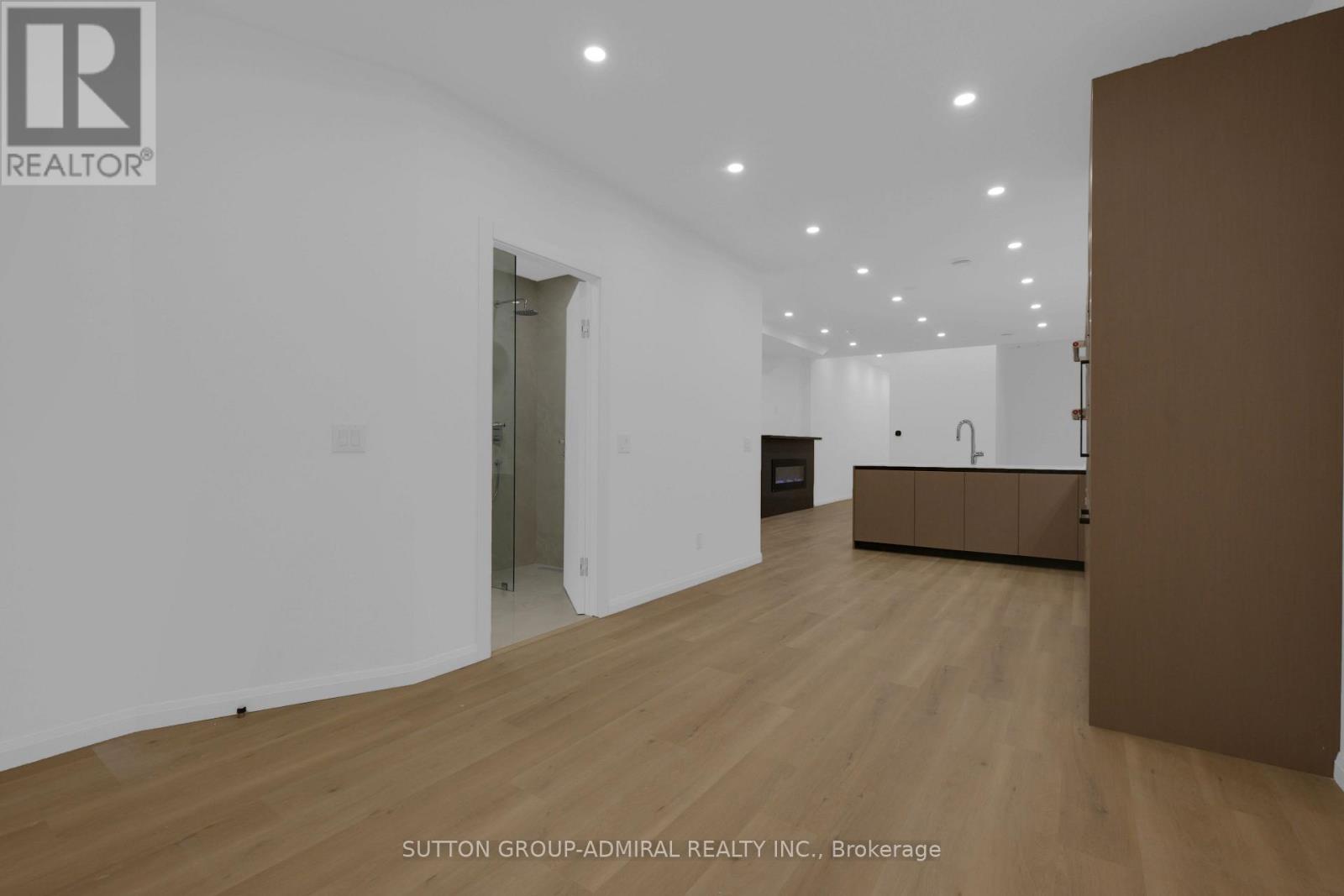 102 (Lower Unit) - 647 College Street, Toronto, Ontario  M6G 1B7 - Photo 5 - C13459184