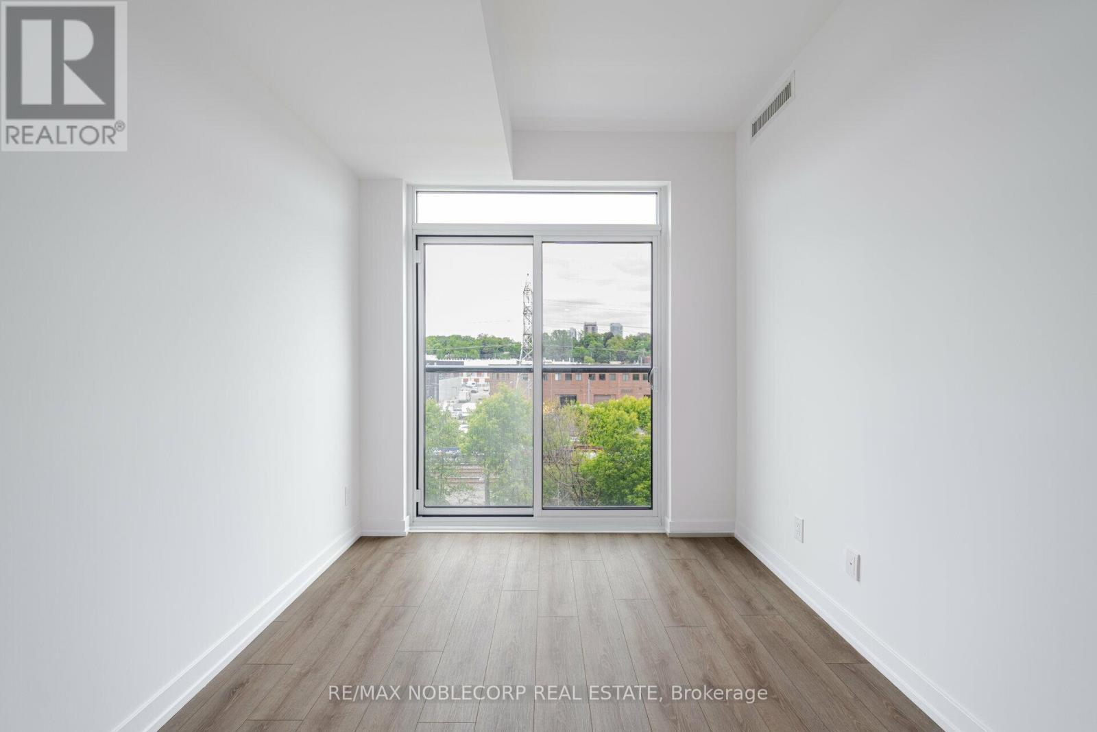 409 - 500 Dupont Street, Toronto, Ontario  M6G 0B8 - Photo 12 - C13459194
