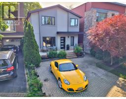 75 HILLSIDE DRIVE, Toronto, Ontario