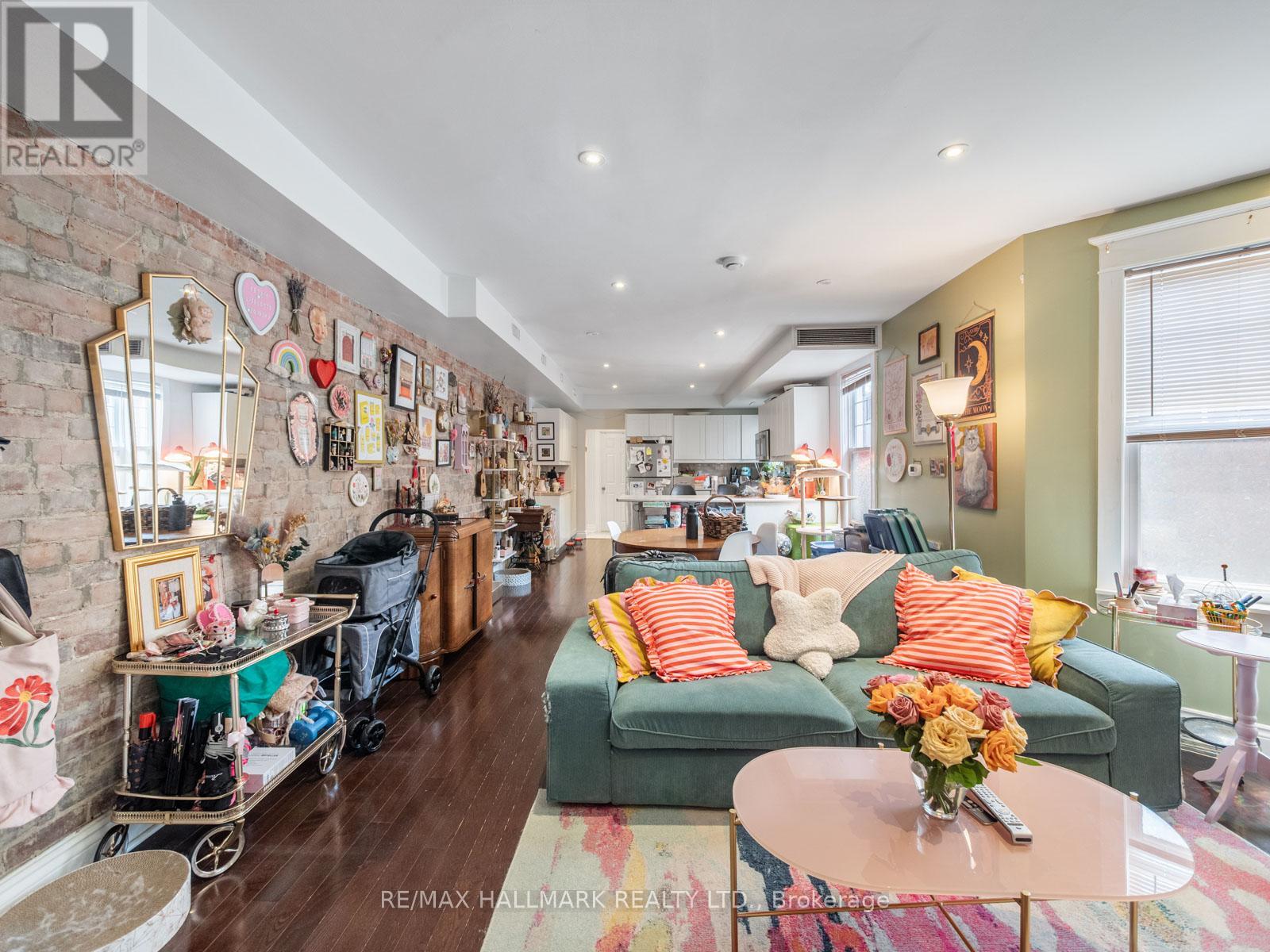 3rd Flr - 269 Danforth Avenue, Toronto, Ontario  M4K 1N2 - Photo 12 - E13459168
