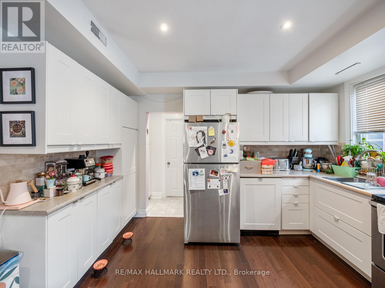 3rd Flr - 269 Danforth Avenue, Toronto, Ontario  M4K 1N2 - Photo 23 - E13459168