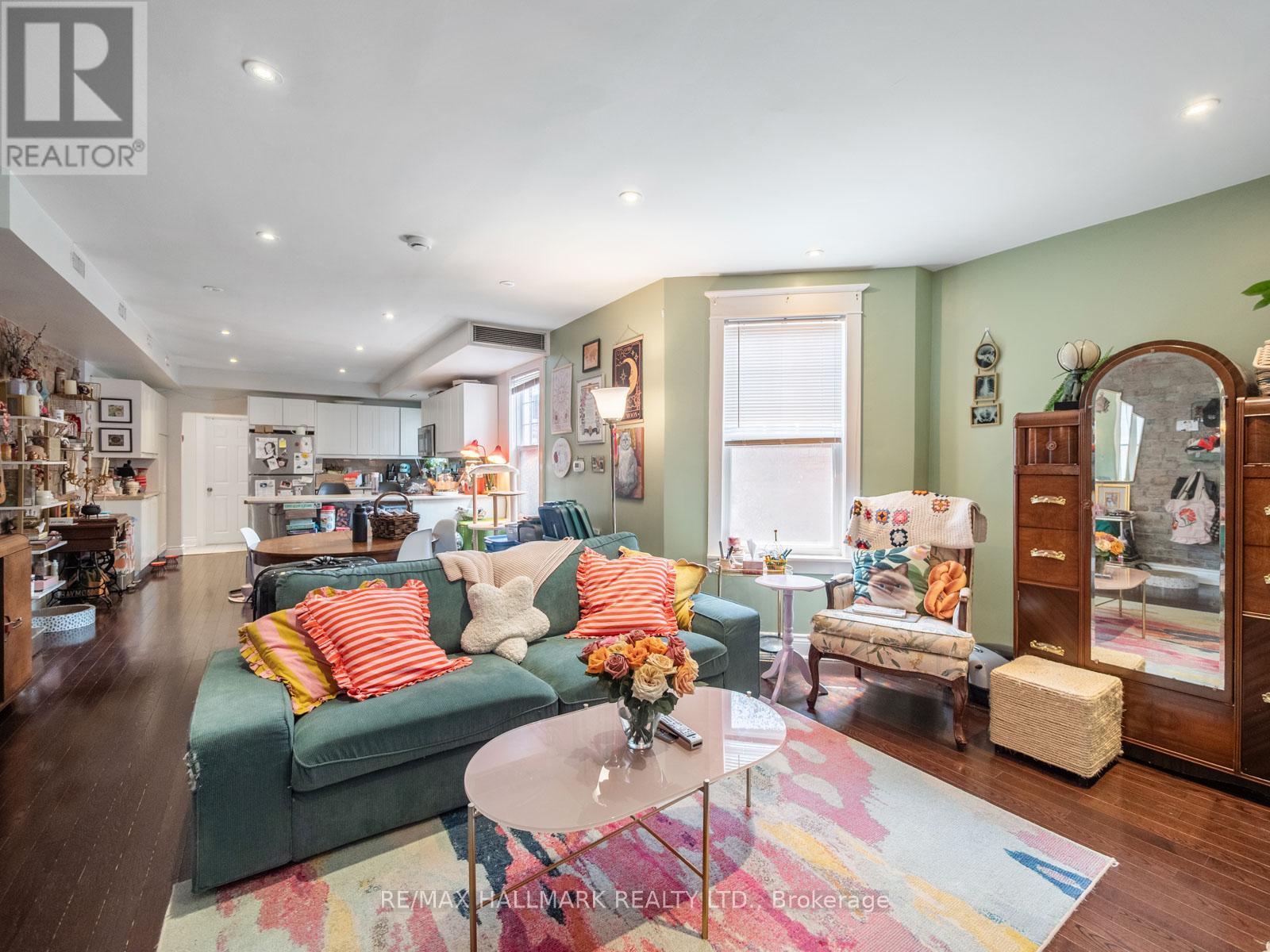 3rd Flr - 269 Danforth Avenue, Toronto, Ontario  M4K 1N2 - Photo 8 - E13459168