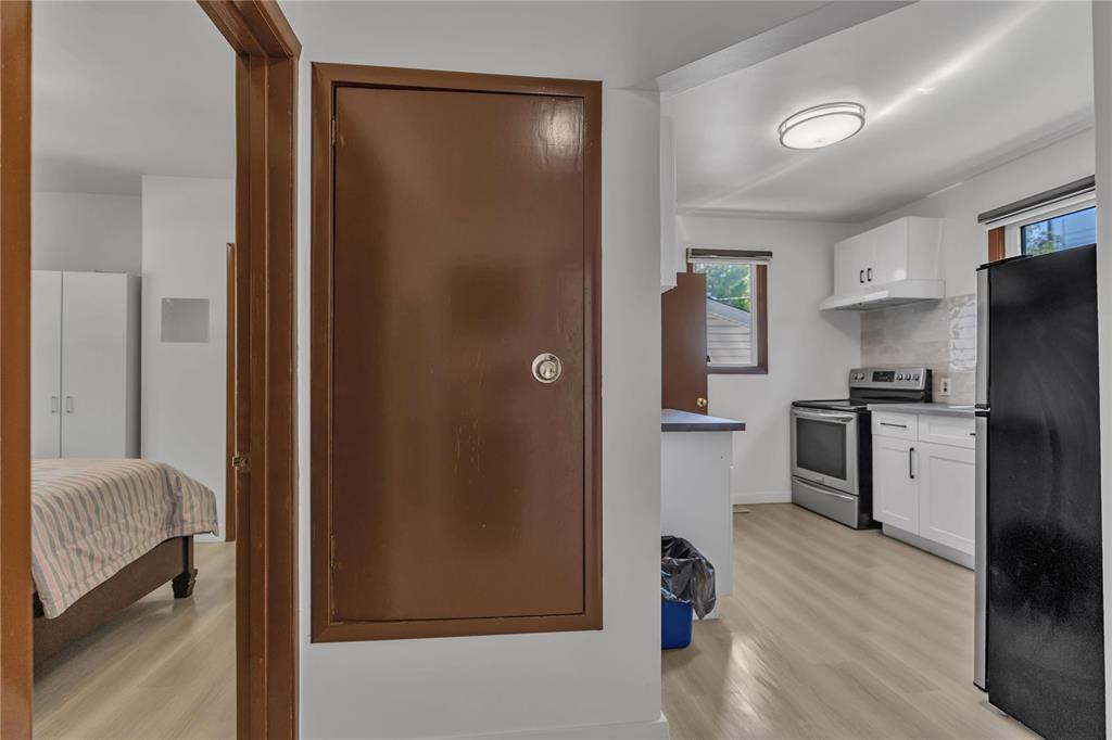 930 Lorette Avenue, Winnipeg, Manitoba  R3M 1T5 - Photo 7 - 202614132