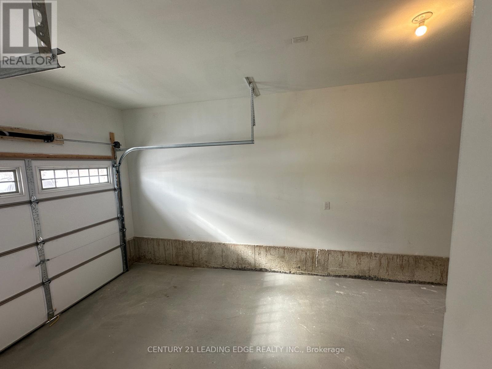 1227 Fourth Line, Milton, Ontario  L9E 2A9 - Photo 5 - W13459166