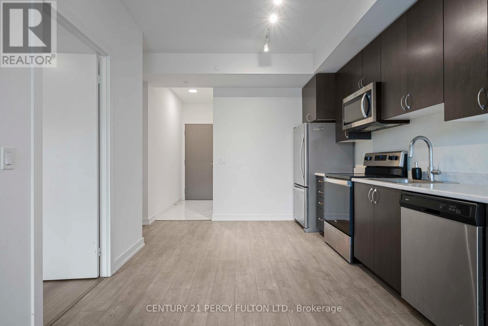 1704 - 10 Wilby Crescent, Toronto, Ontario M9N 1E5 - Photo 14 - W13459180