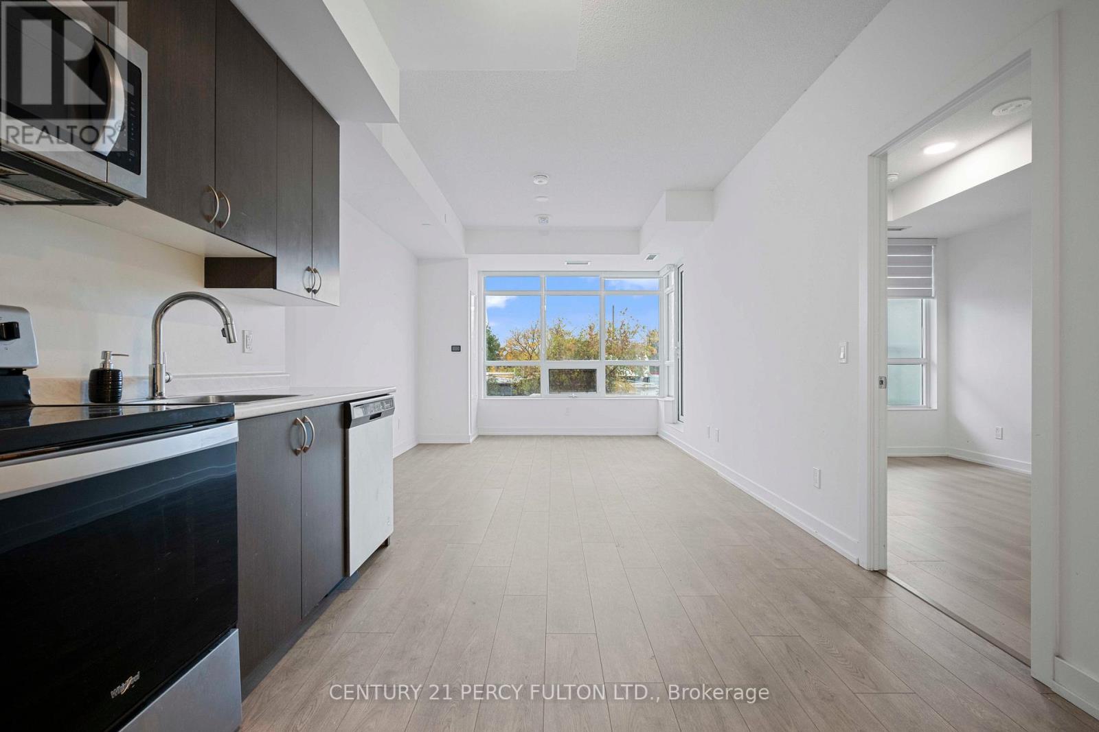 1704 - 10 Wilby Crescent, Toronto, Ontario M9N 1E5 - Photo 16 - W13459180