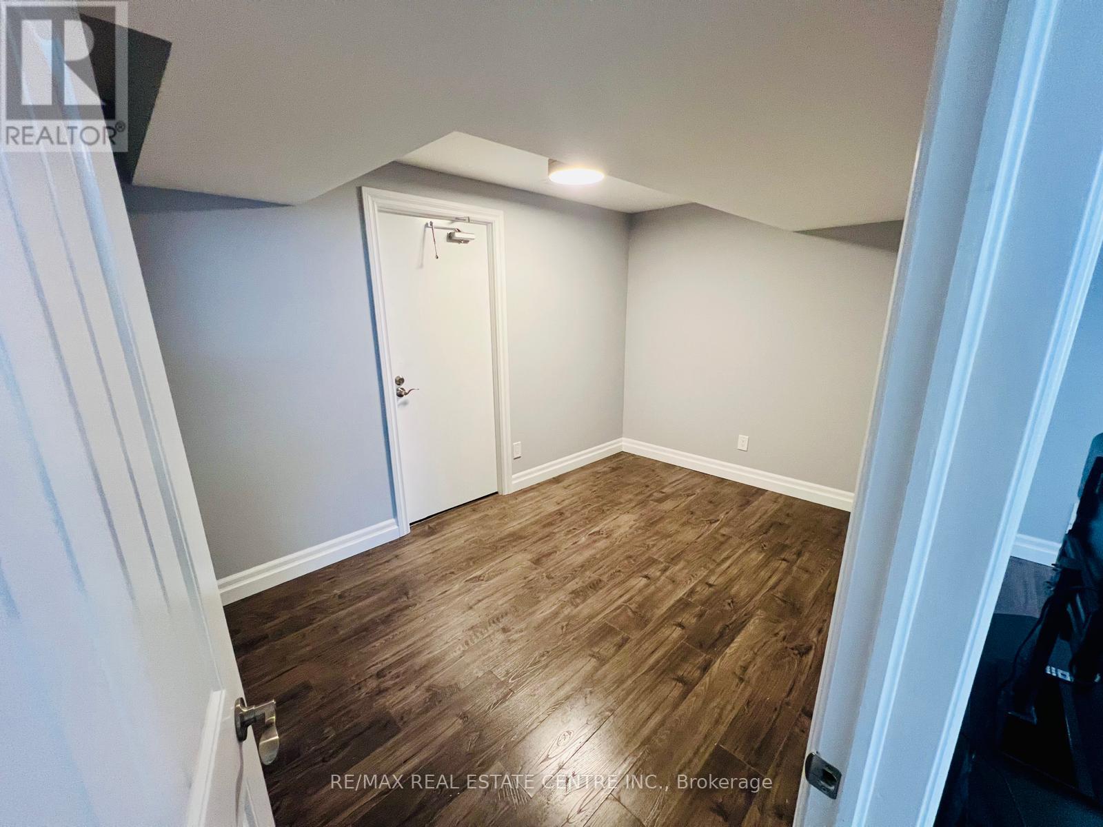Basement - 230-1 Huntingford Gate, Milton, Ontario  L9T 0S4 - Photo 10 - W13459196