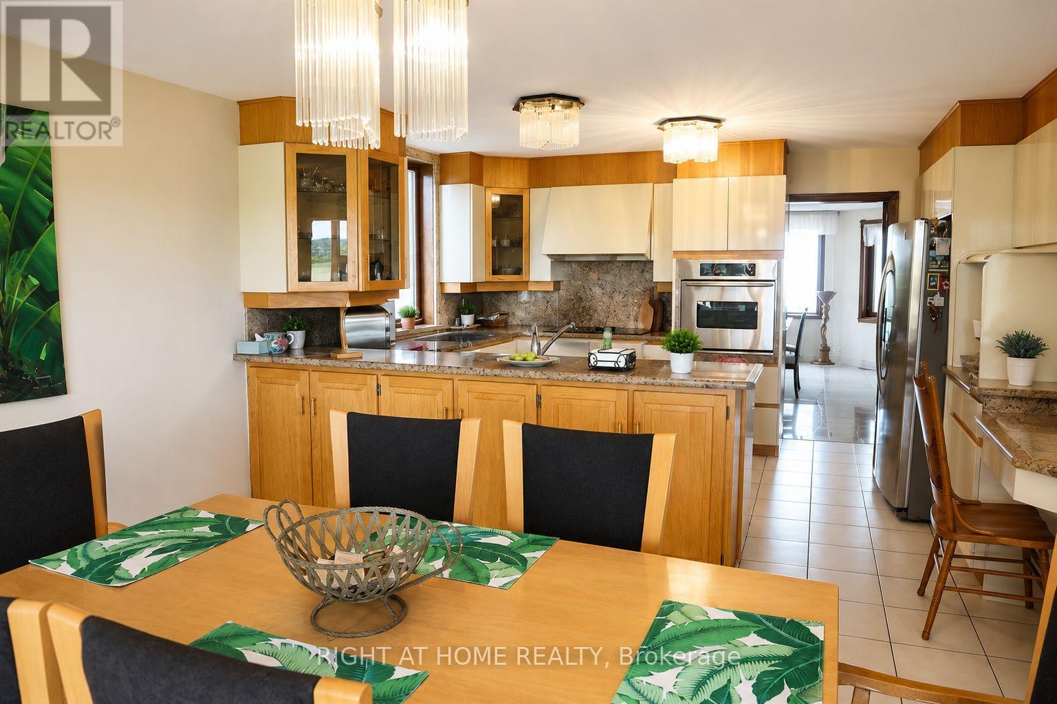 568 Ridge Road, Hamilton, Ontario  L8J 2Y6 - Photo 24 - X12923618