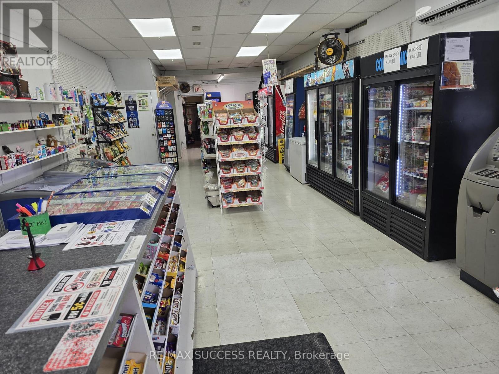 979 King Street E, Hamilton, Ontario  L8M 1C3 - Photo 2 - X13459174