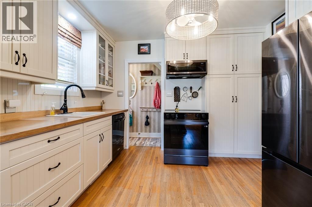 230 Sydney Street, Kitchener, Ontario N2G 3V7 - Photo 18 - 40840527