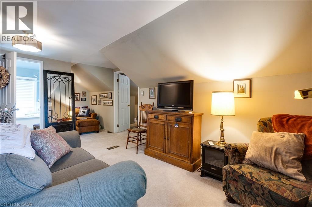 230 Sydney Street, Kitchener, Ontario N2G 3V7 - Photo 30 - 40840527