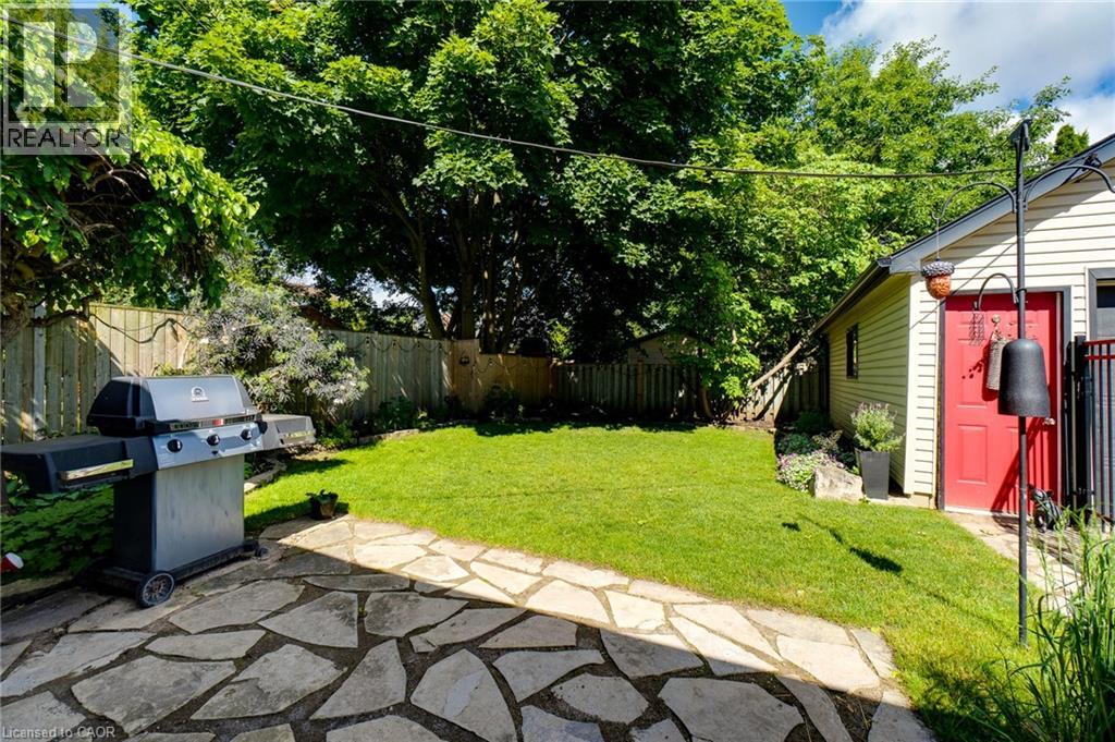 230 Sydney Street, Kitchener, Ontario N2G 3V7 - Photo 49 - 40840527