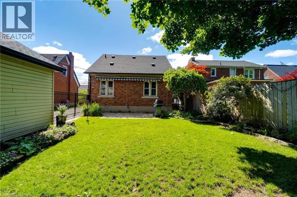 230 Sydney Street, Kitchener, Ontario N2G 3V7 - Photo 50 - 40840527
