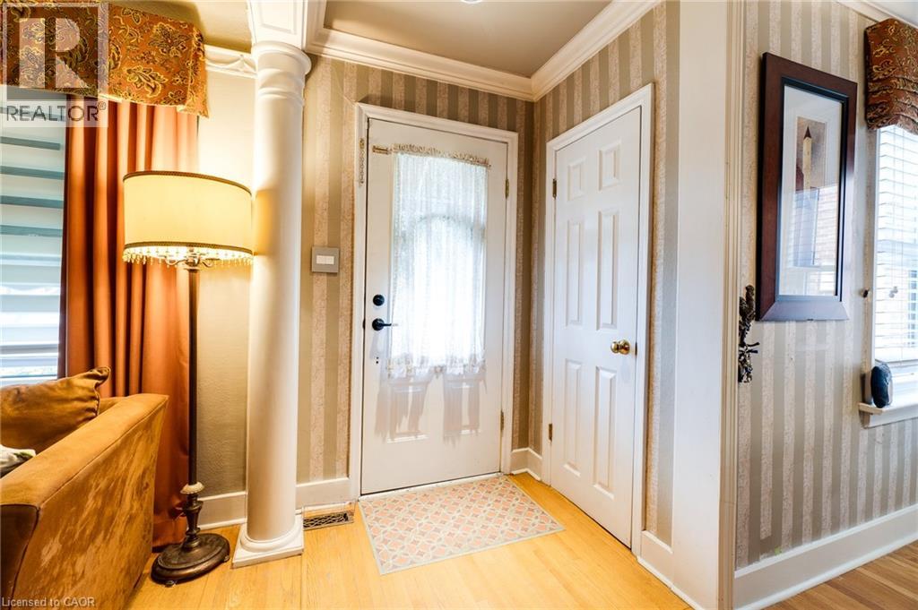230 Sydney Street, Kitchener, Ontario N2G 3V7 - Photo 7 - 40840527