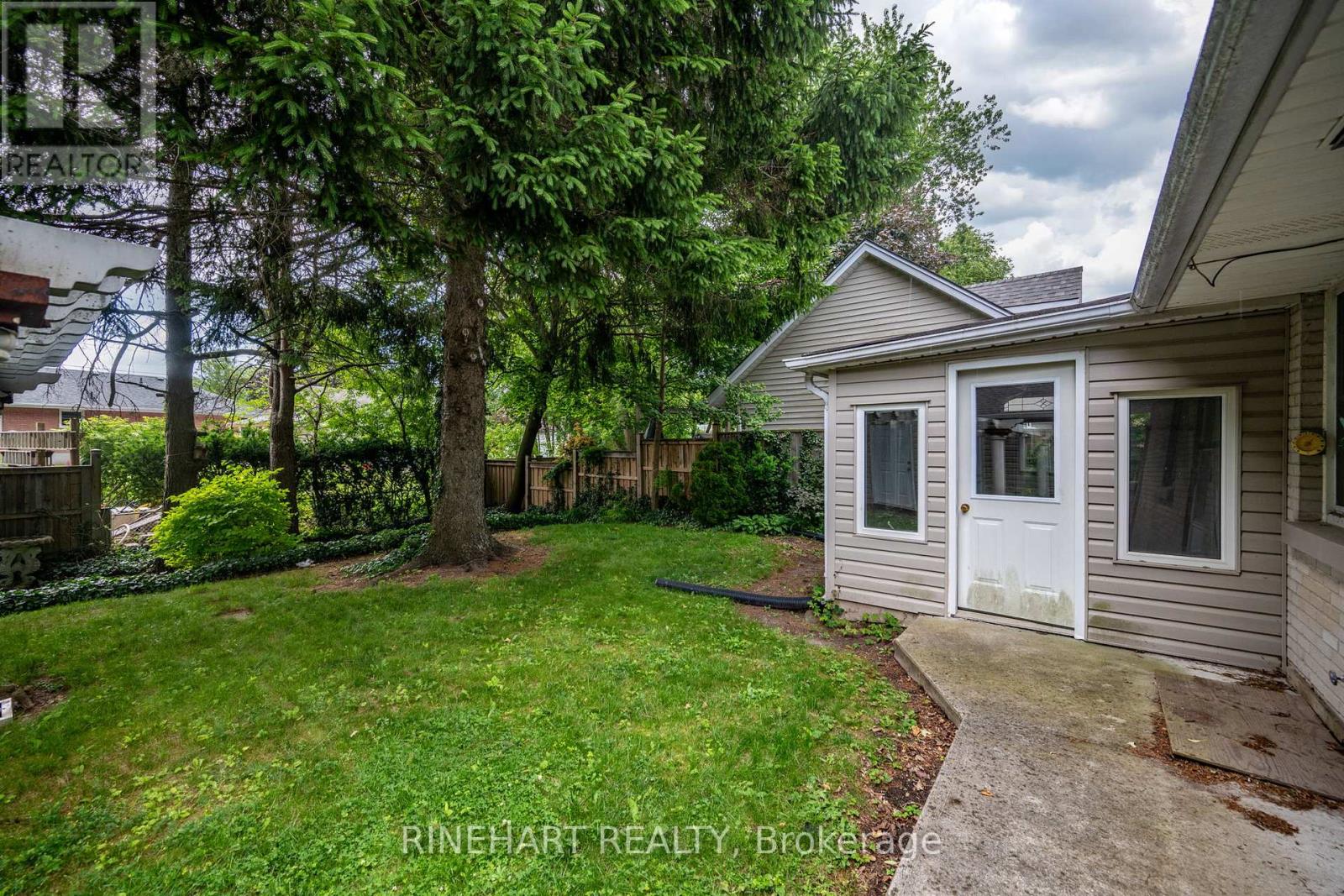 330 Connington Street, London South, Ontario  N6C 4C9 - Photo 22 - X13459296
