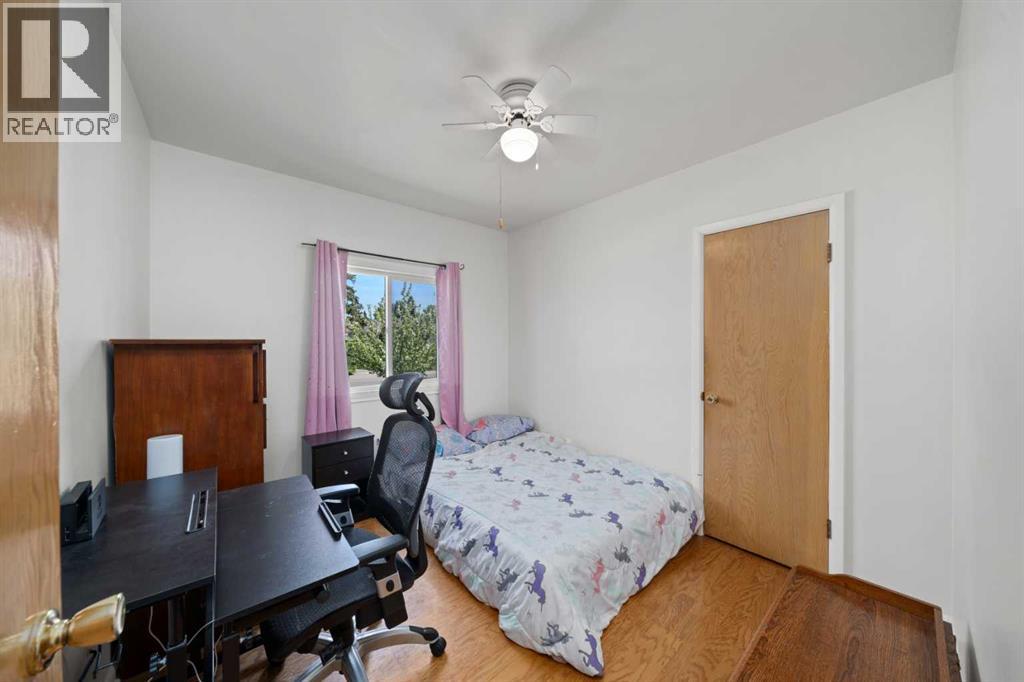 2219 41 Street Se, Calgary, Alberta  T2B 1C8 - Photo 11 - A2316329
