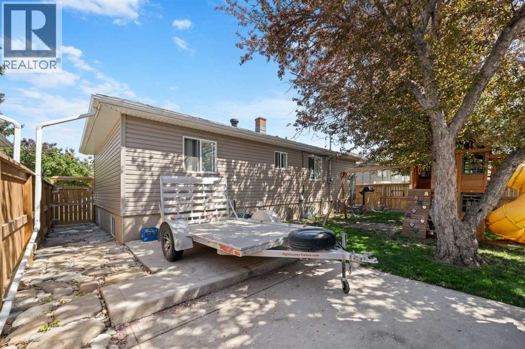 2219 41 Street Se, Calgary, Alberta  T2B 1C8 - Photo 19 - A2316329