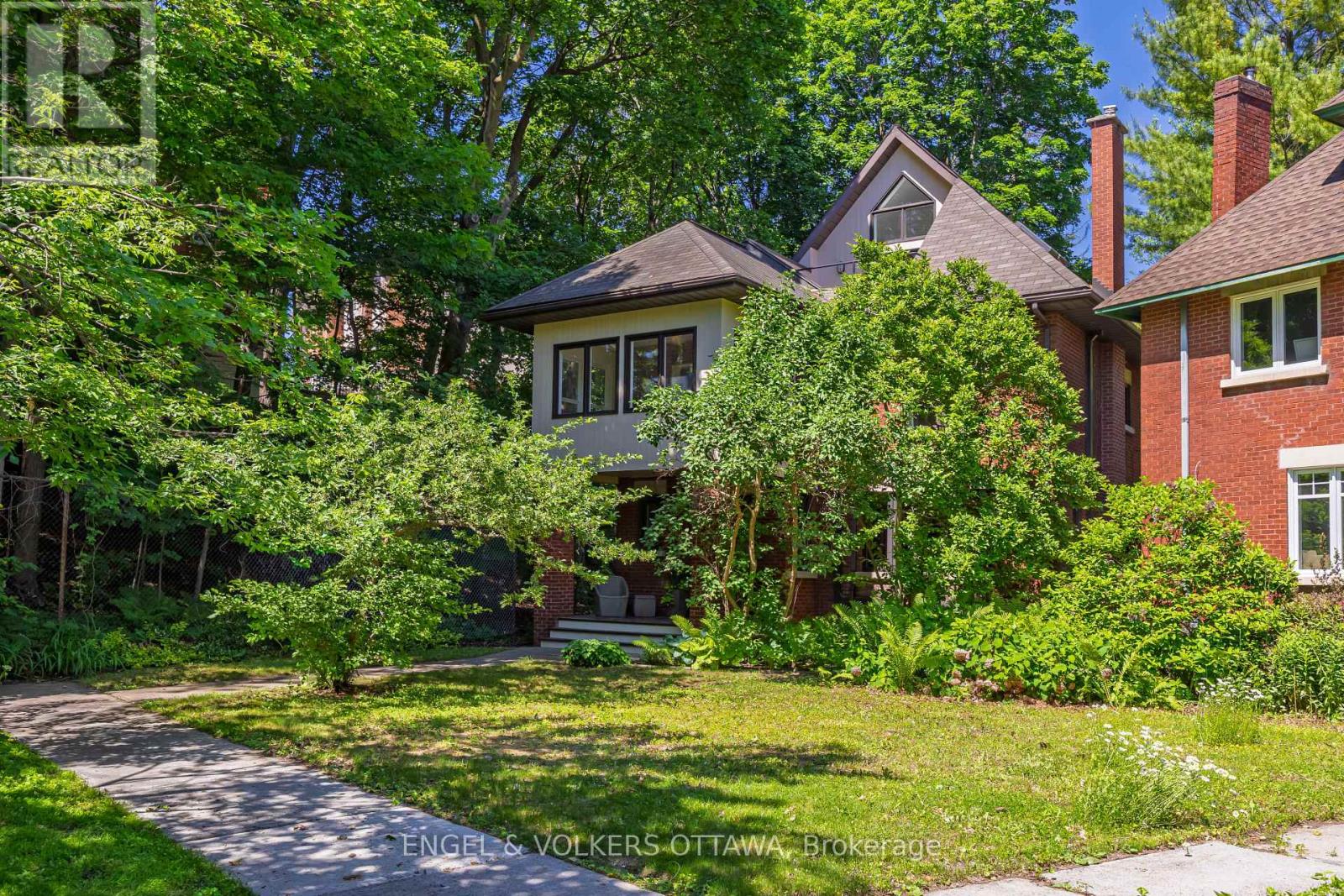 516 QUEEN ELIZABETH DRIVE, Ottawa, Ontario