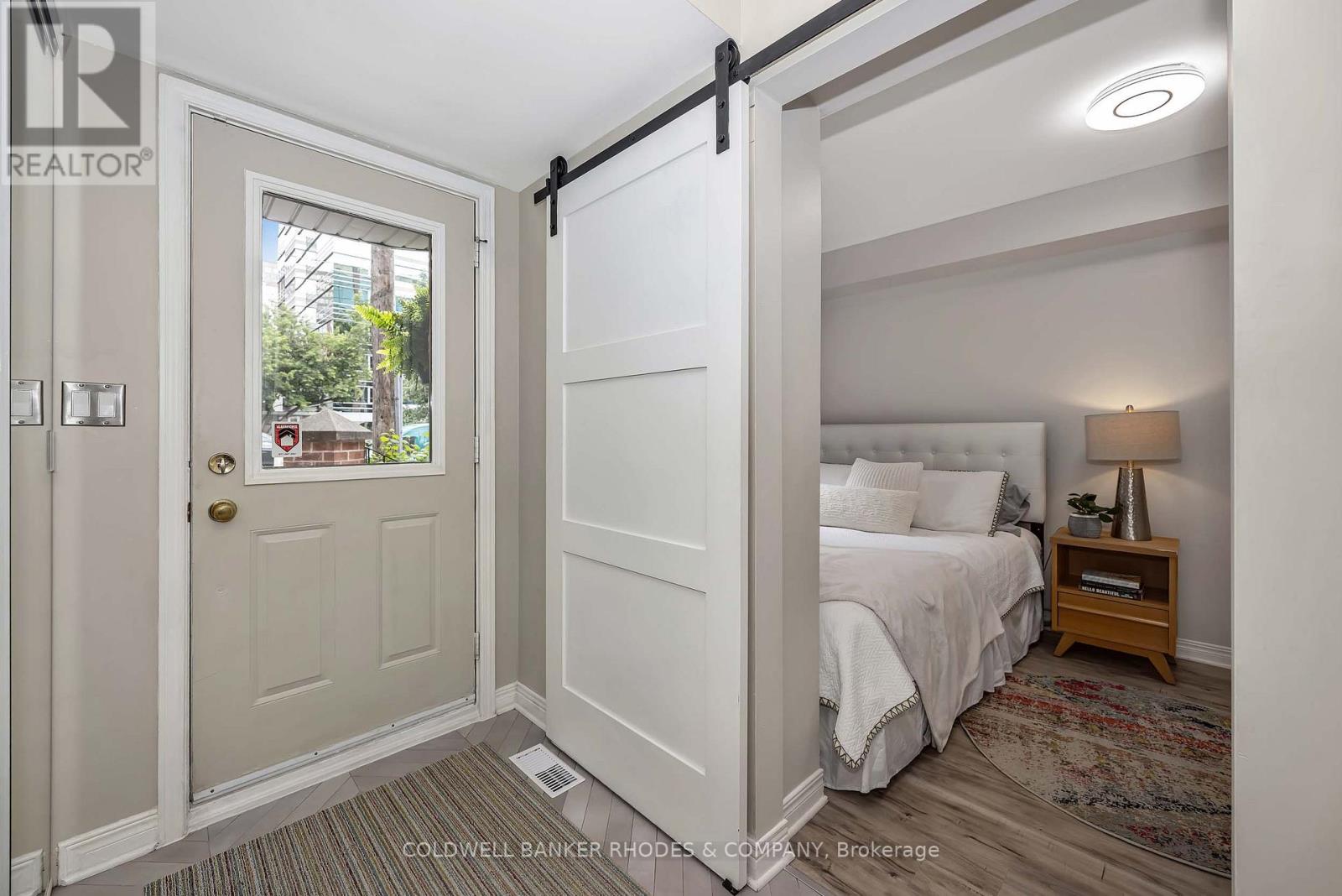 372 Lisgar Street, Ottawa, Ontario  K2P 2J3 - Photo 3 - X13459290