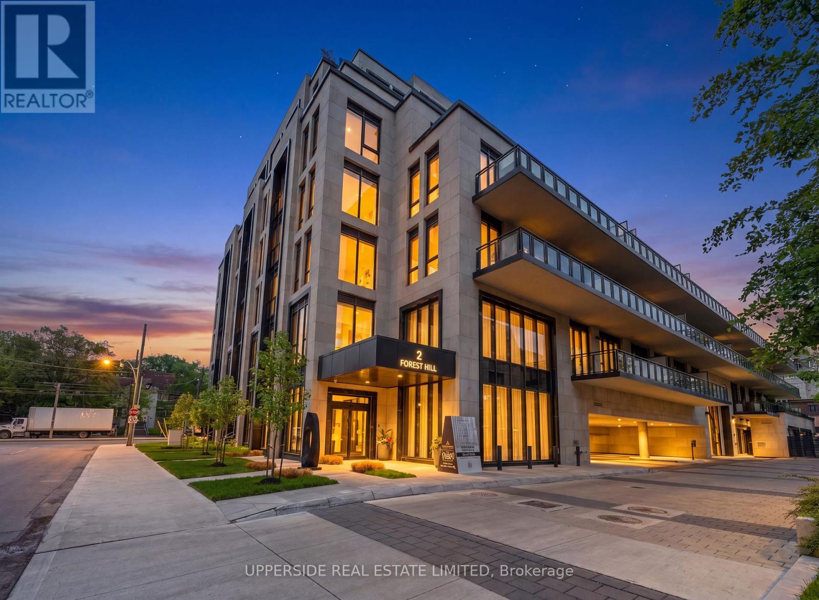 408 - 2 FOREST HILL ROAD, Toronto, Ontario