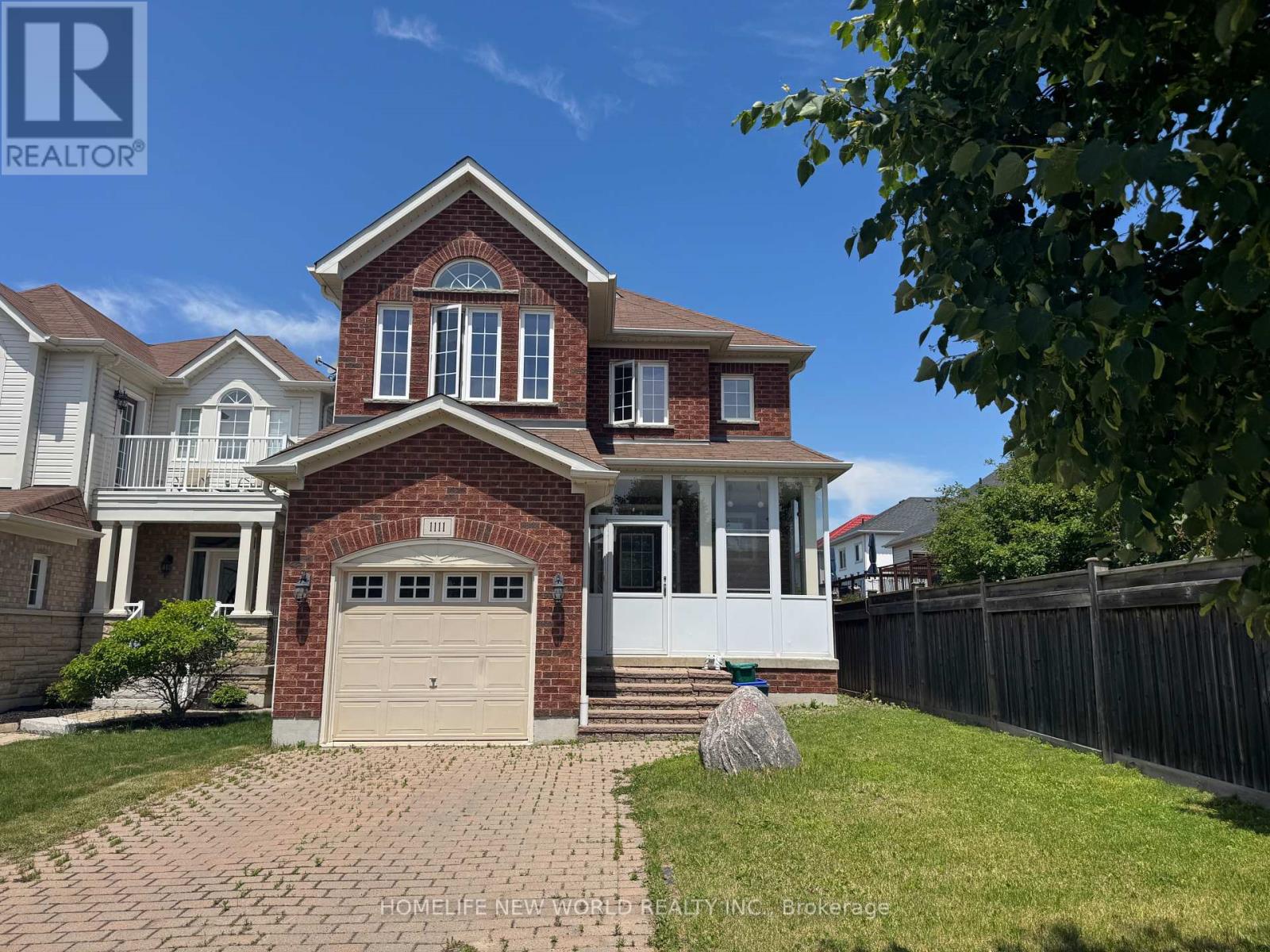 1111 GLENBOURNE DRIVE, Oshawa, Ontario