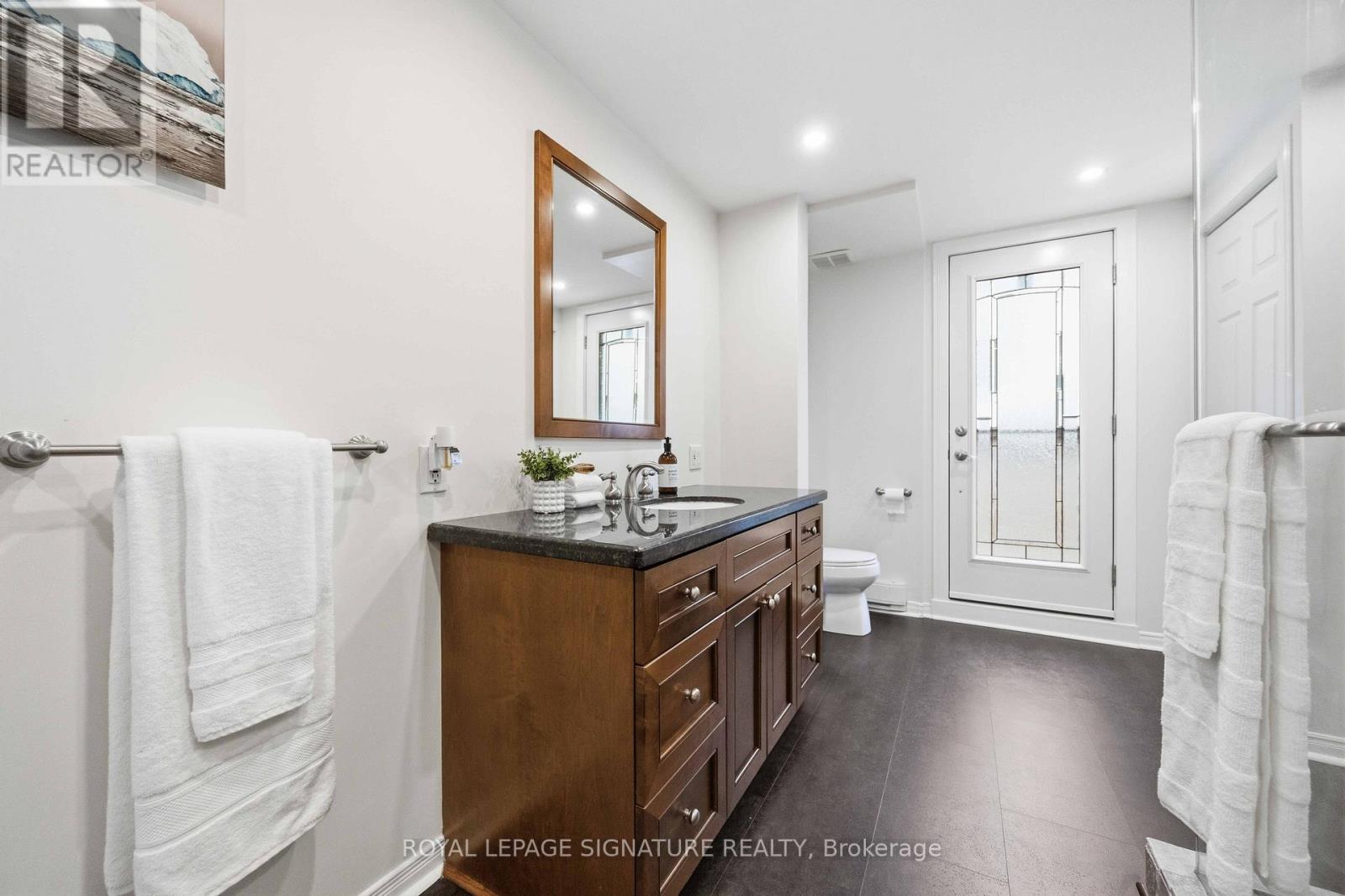 7 - 2366 Queen Street E, Toronto, Ontario M4E 1H4 - Photo 25 - E13459230