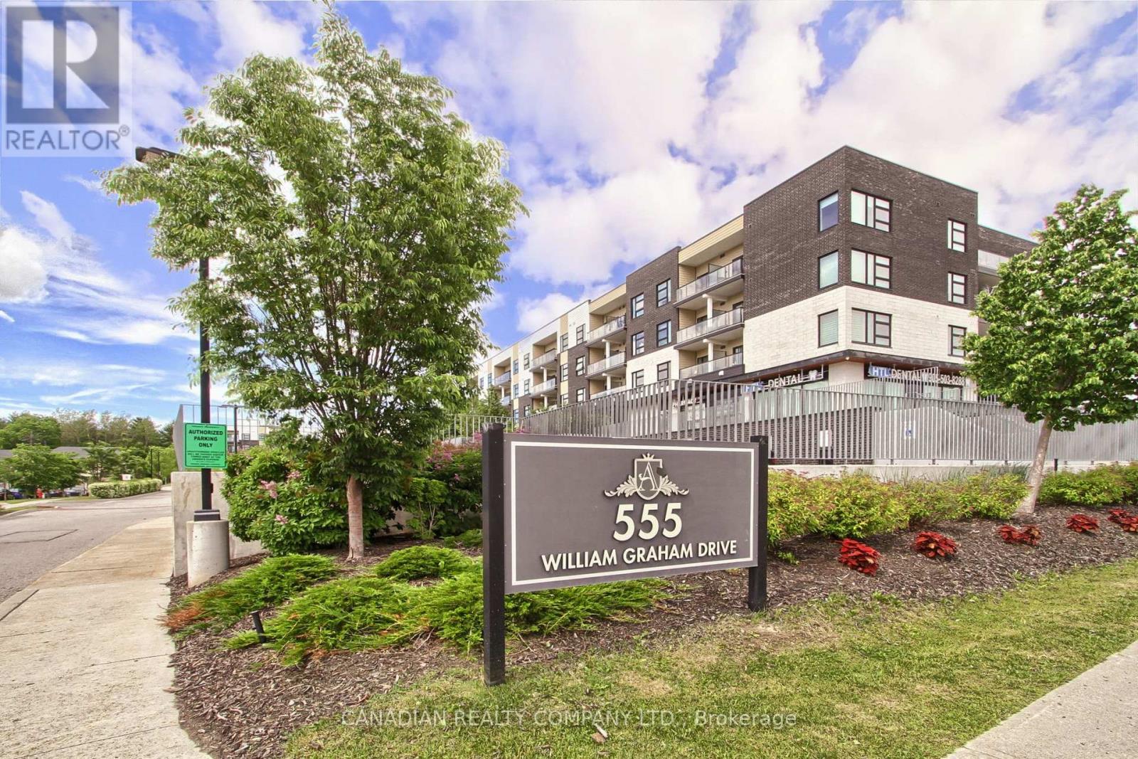 233 - 555 WILLIAM GRAHAM DRIVE, Aurora, Ontario