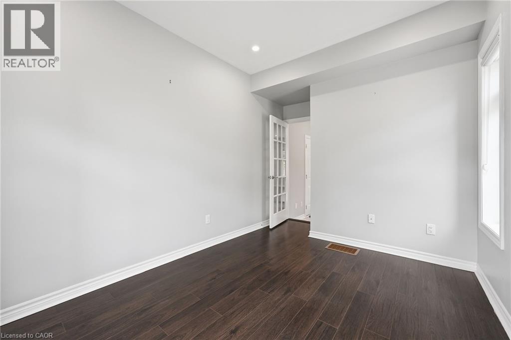 141 Borers Creek Circle, Hamilton, Ontario  L8B 1W3 - Photo 11 - 40840666