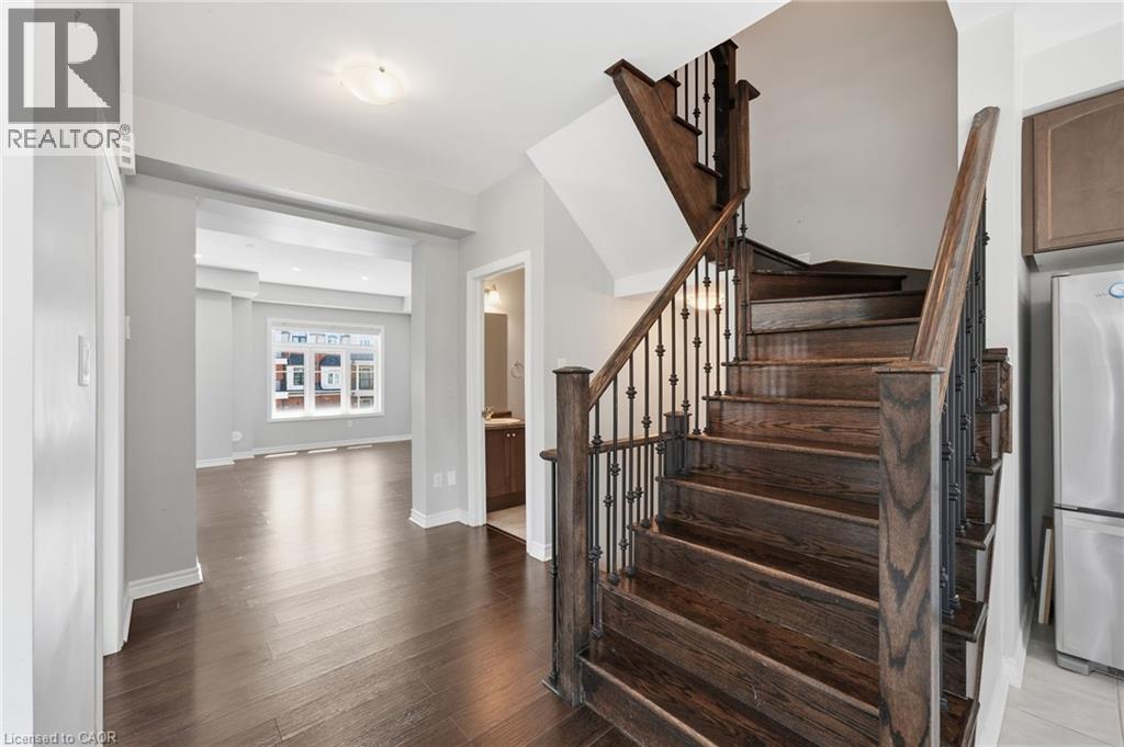 141 Borers Creek Circle, Hamilton, Ontario  L8B 1W3 - Photo 12 - 40840666