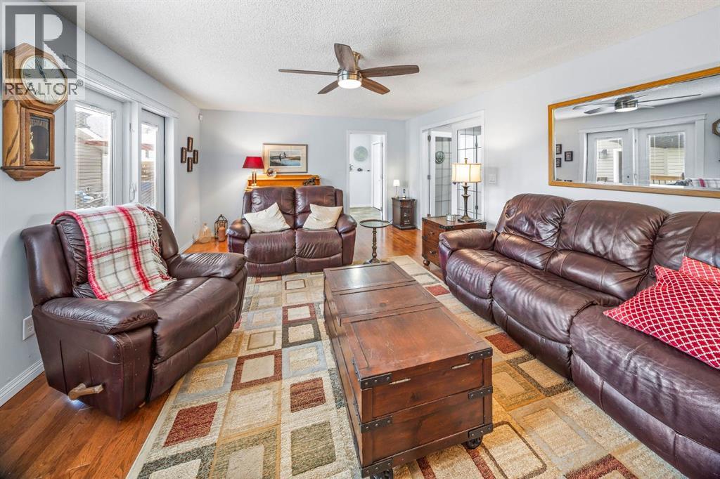 120 Shawnessy Drive Sw, Calgary, Alberta  T2Y 1B4 - Photo 24 - A2315502